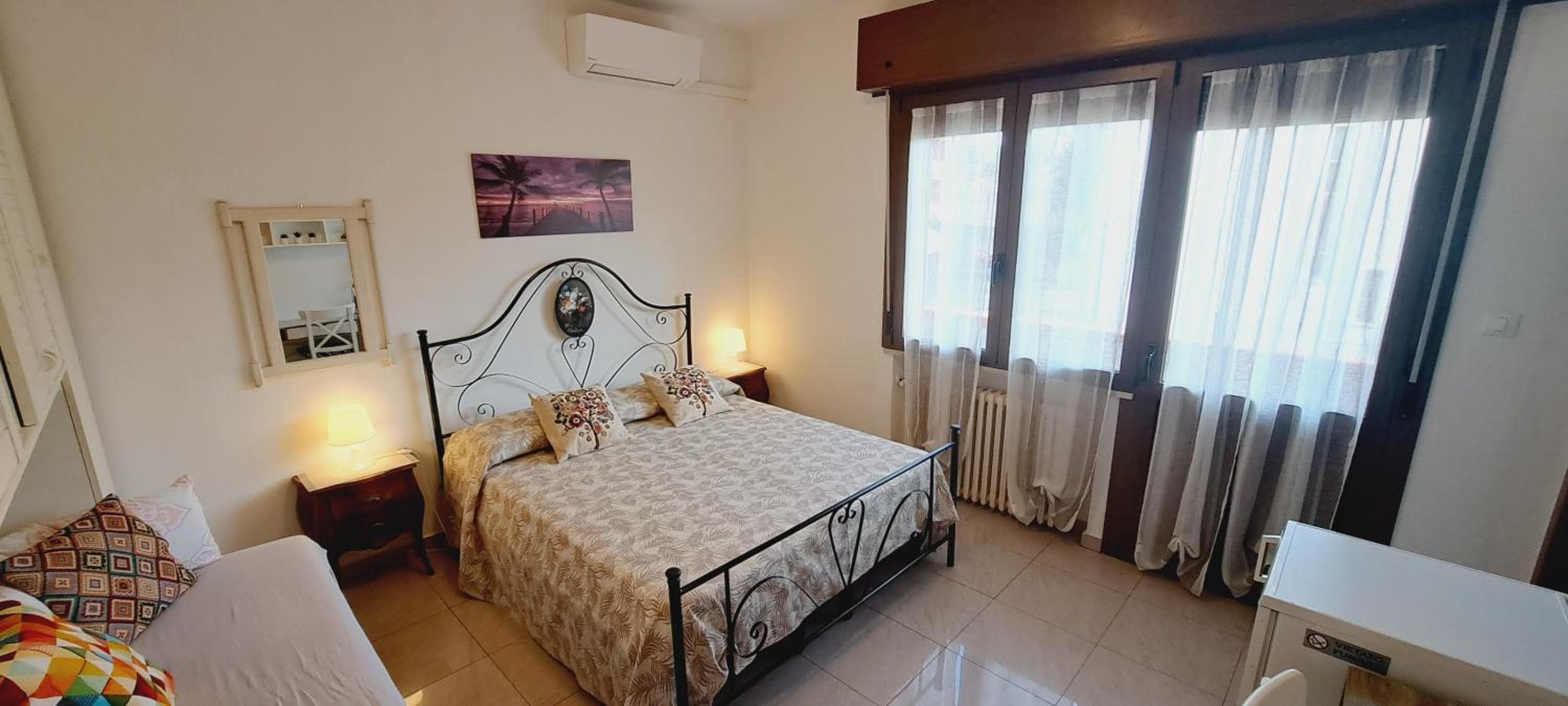 Triple Room with Private Bathroom - Photo 6