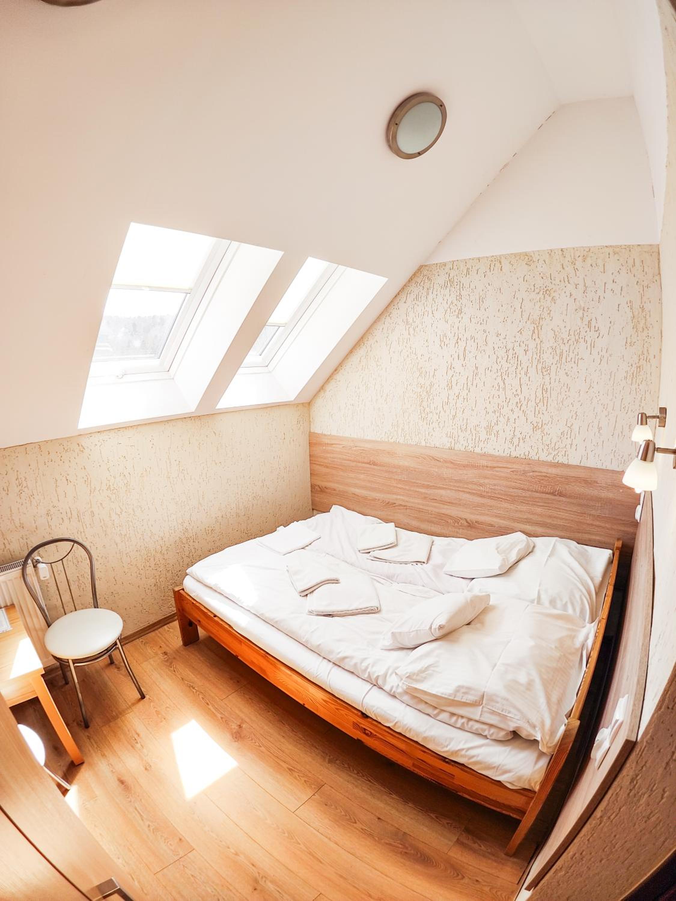 Single Room photo 3