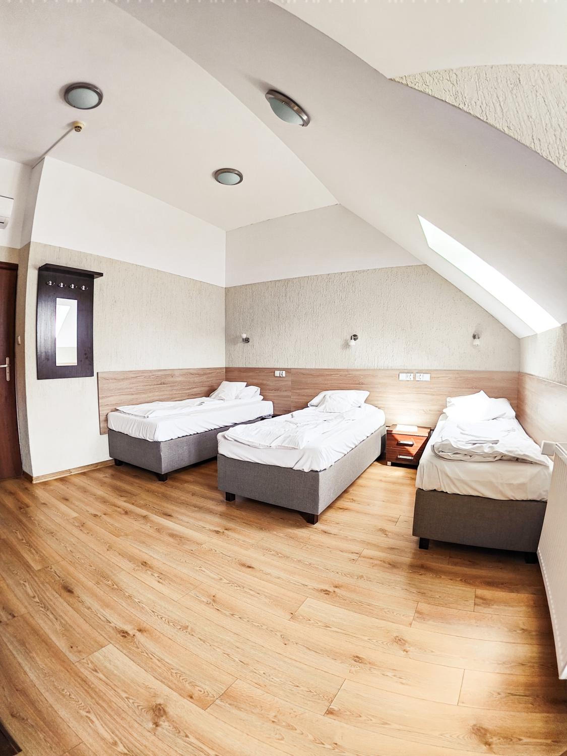 Triple Room photo 2