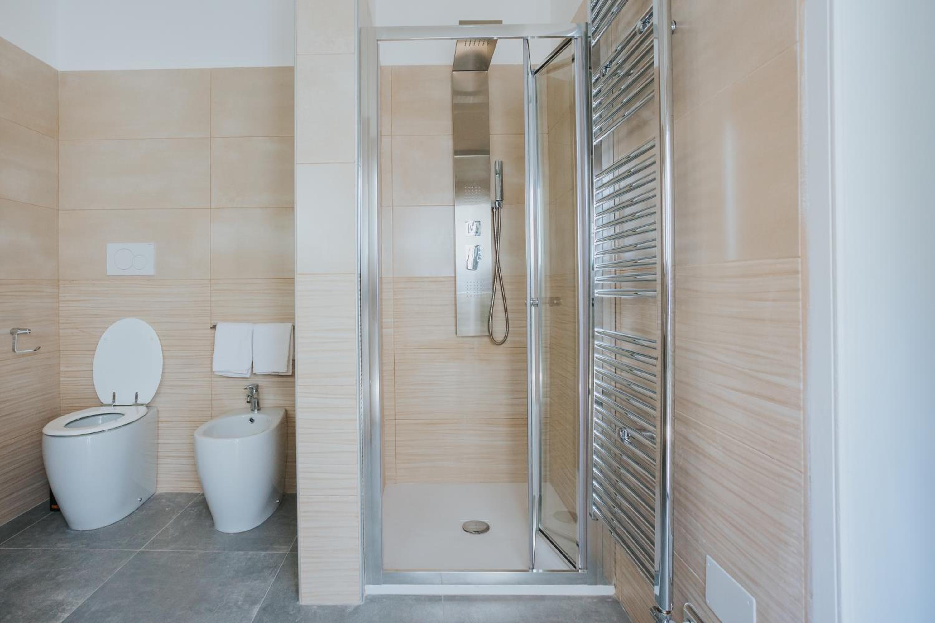 Deluxe Double or Twin Room with Spa Bath - Photo 20
