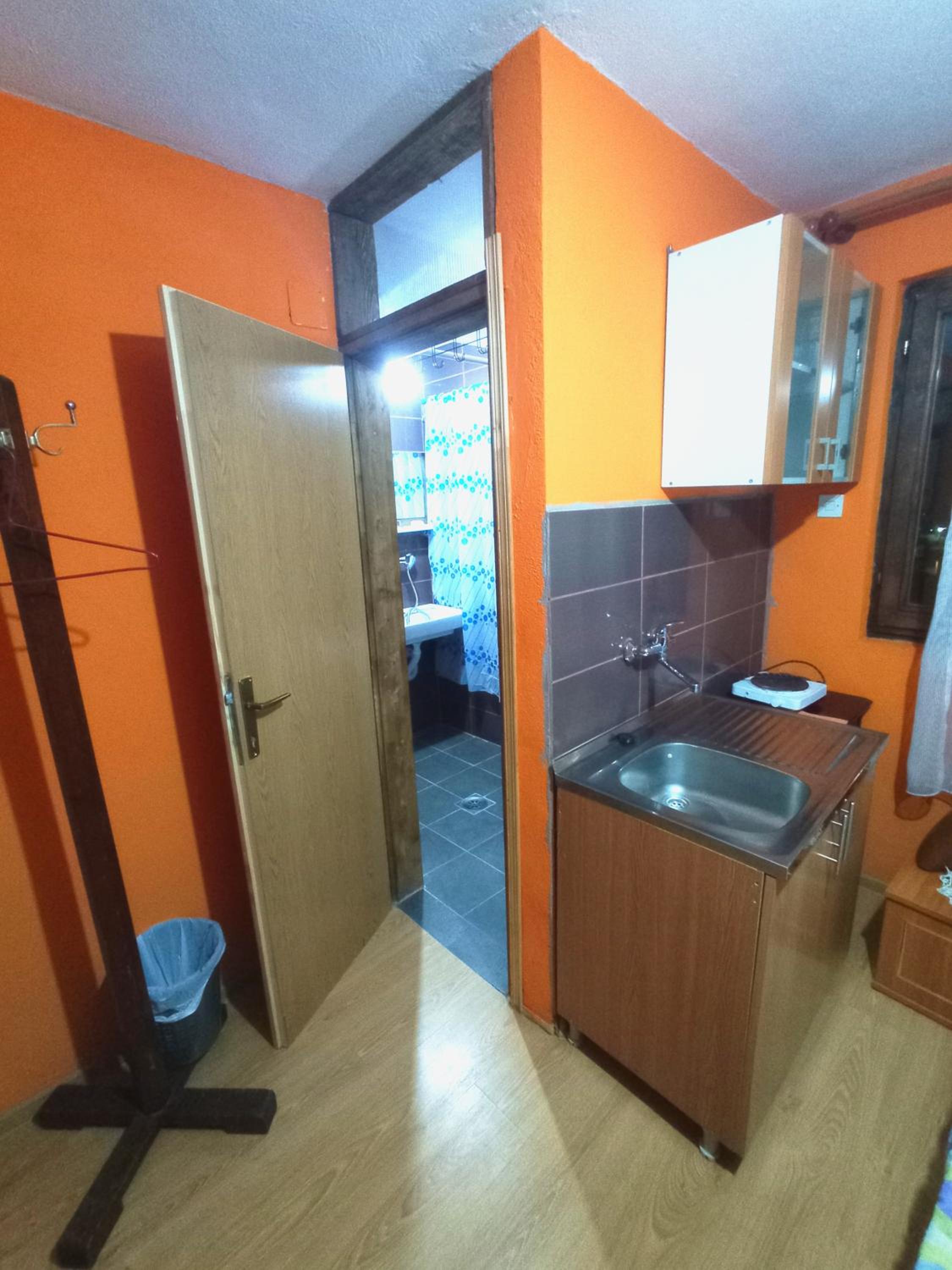 Deluxe Apartment photo 2