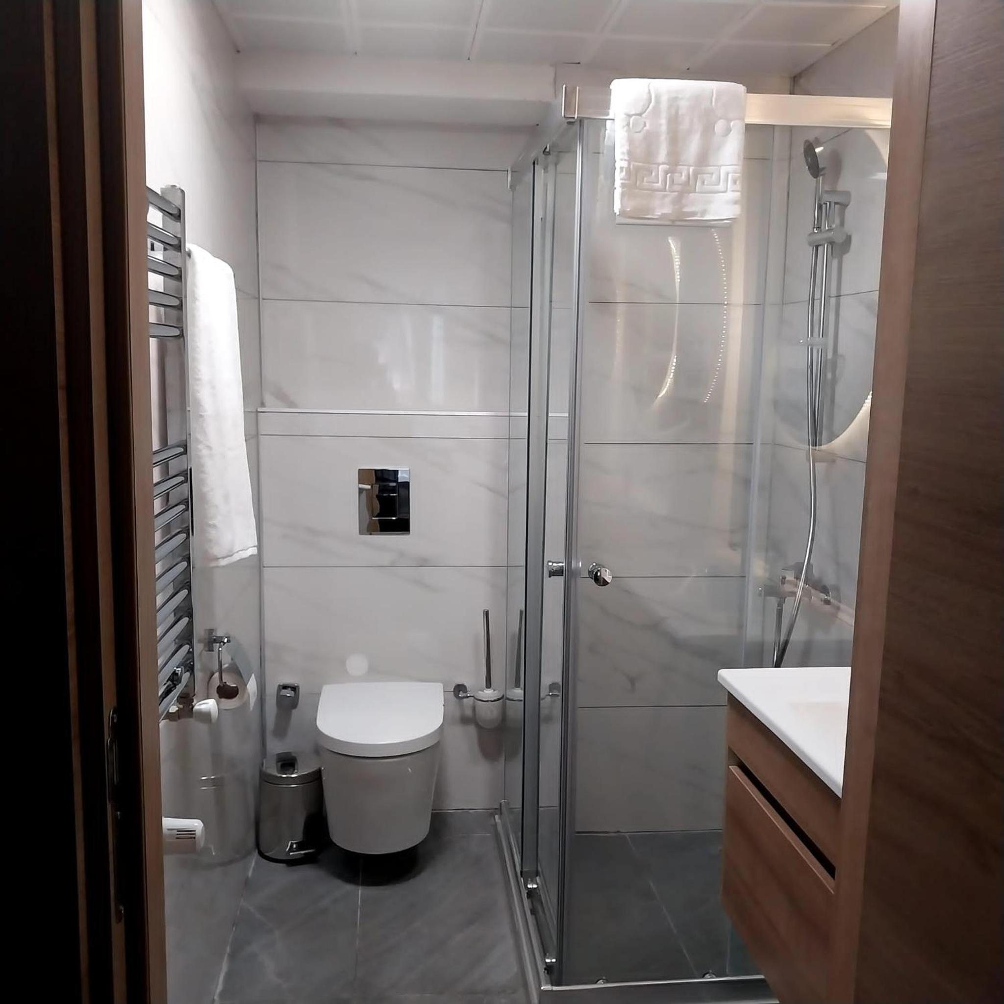 Triple Room - Photo 6