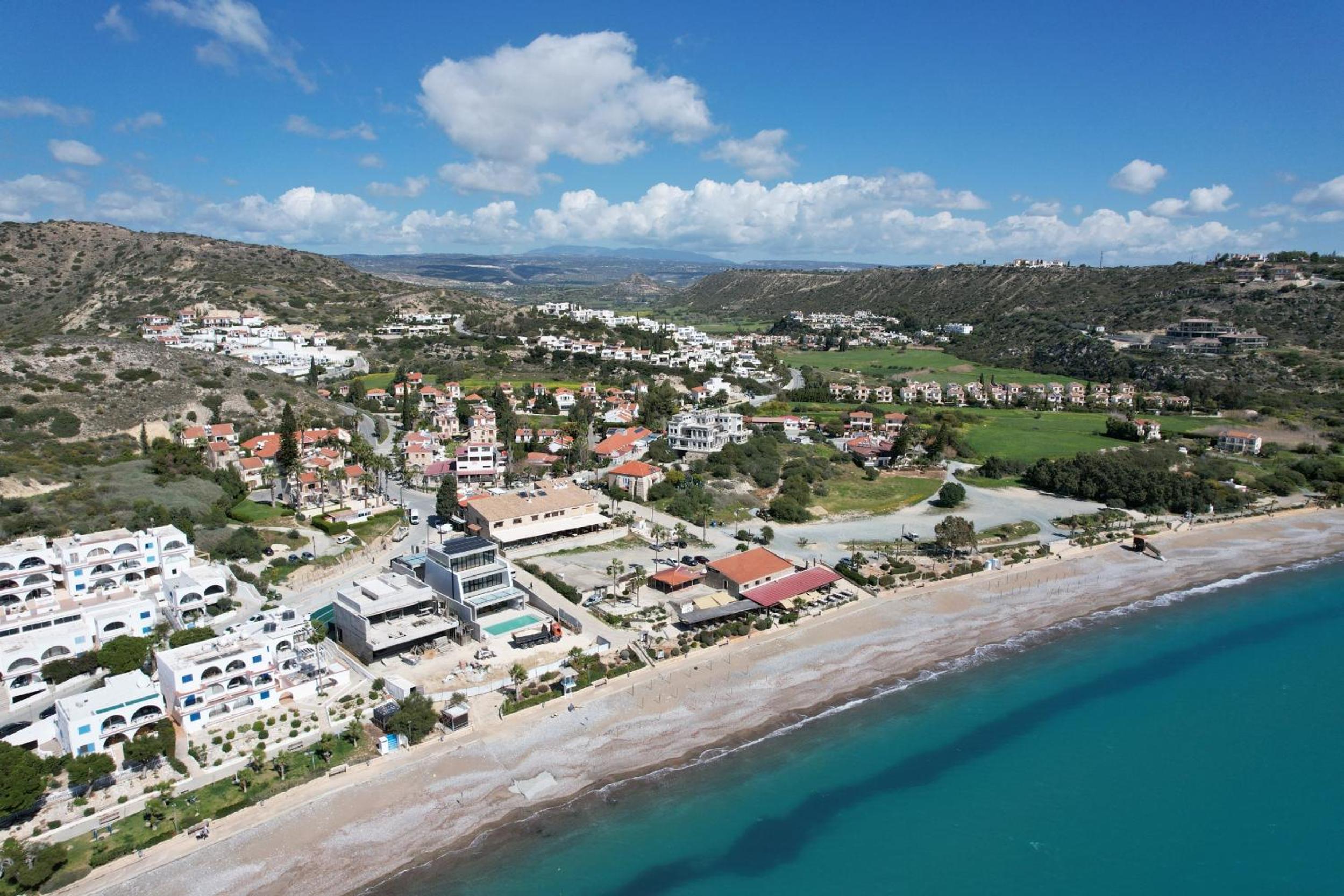 Studio Apartment with Sea View photo 3