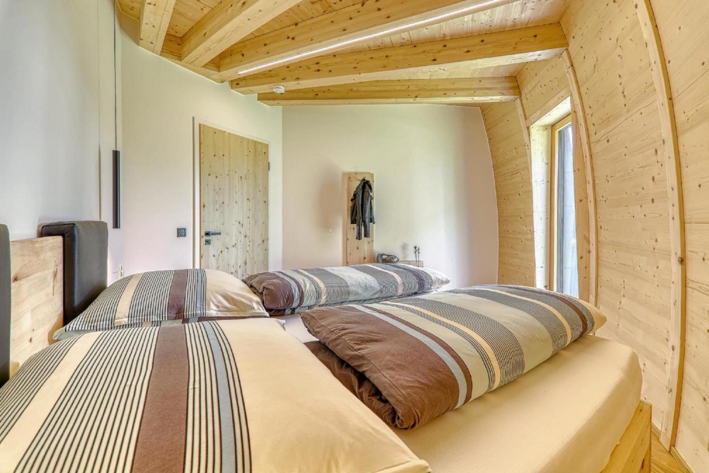 Two-Bedroom House photo 3