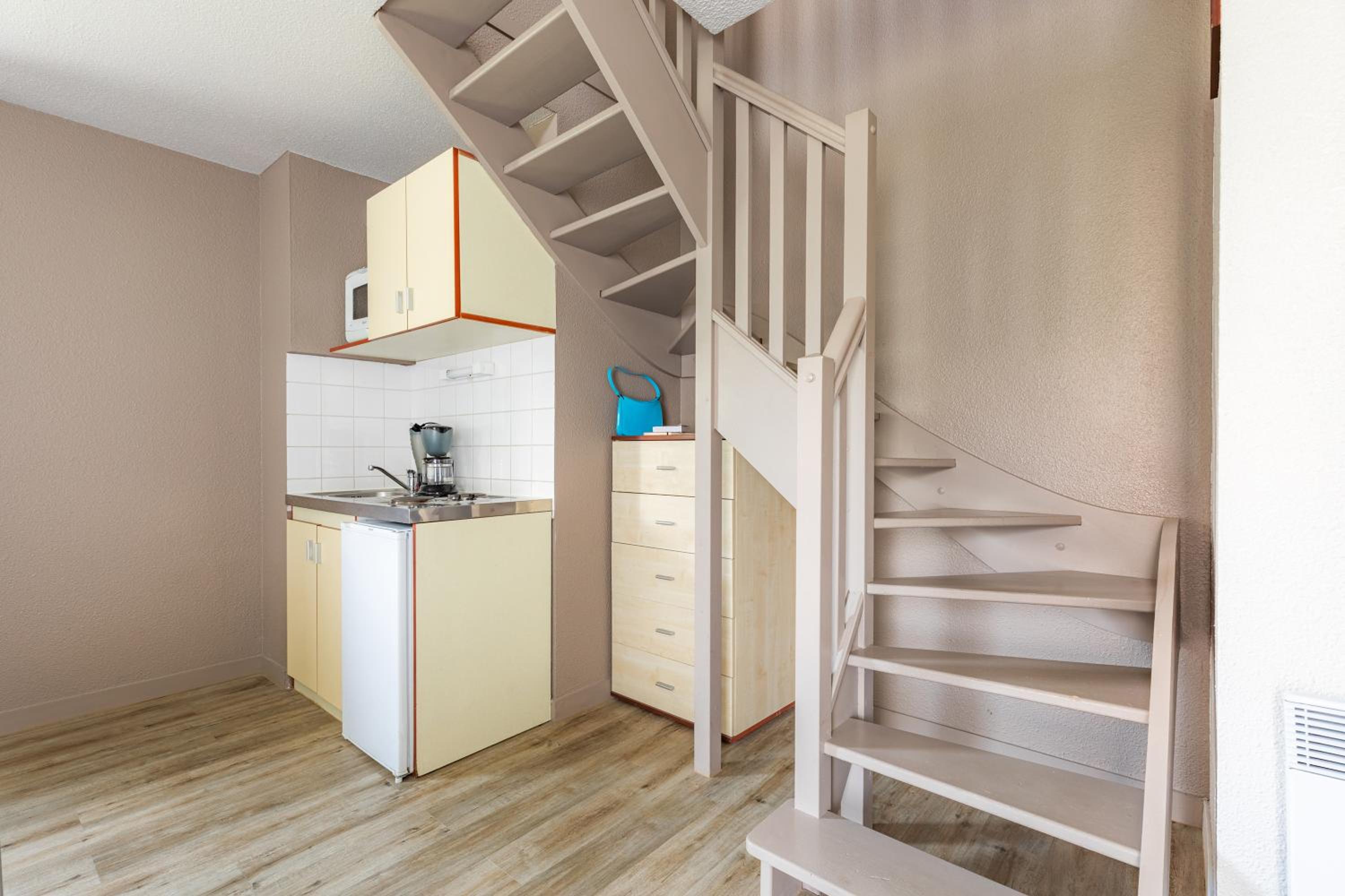 Duplex Apartment - Photo 4