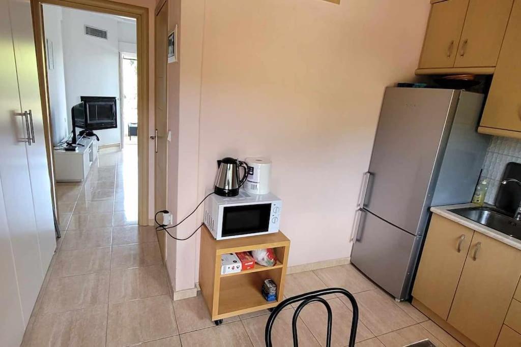 One-Bedroom Apartment photo 2