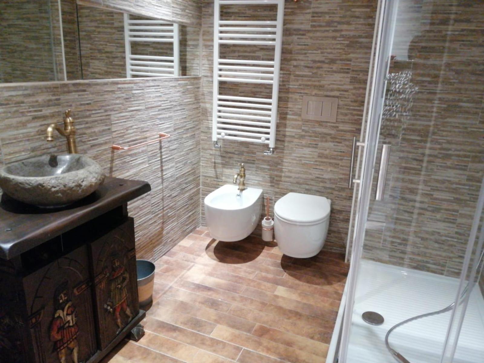 Double Room with Private Bathroom photo 2