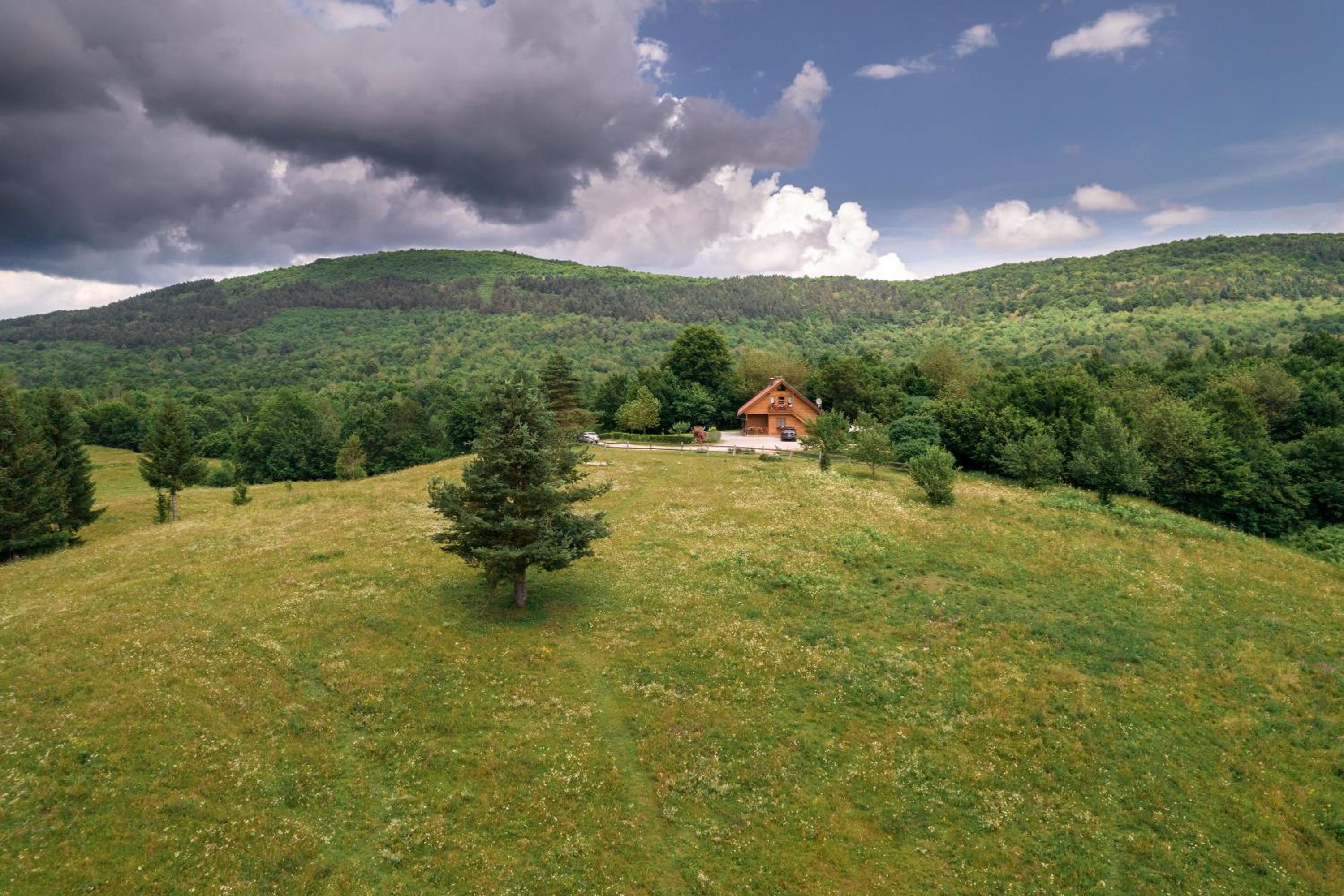 Apartment with Mountain View - Photo 41
