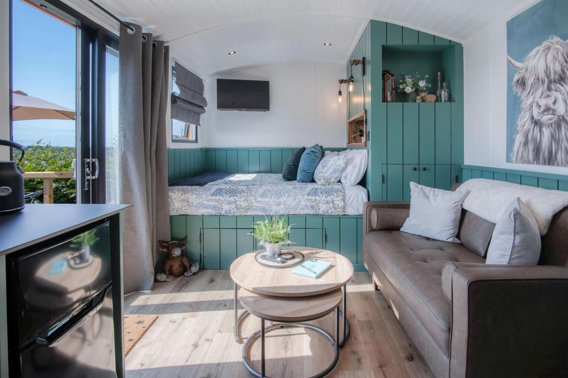 One-Bedroom House photo 1