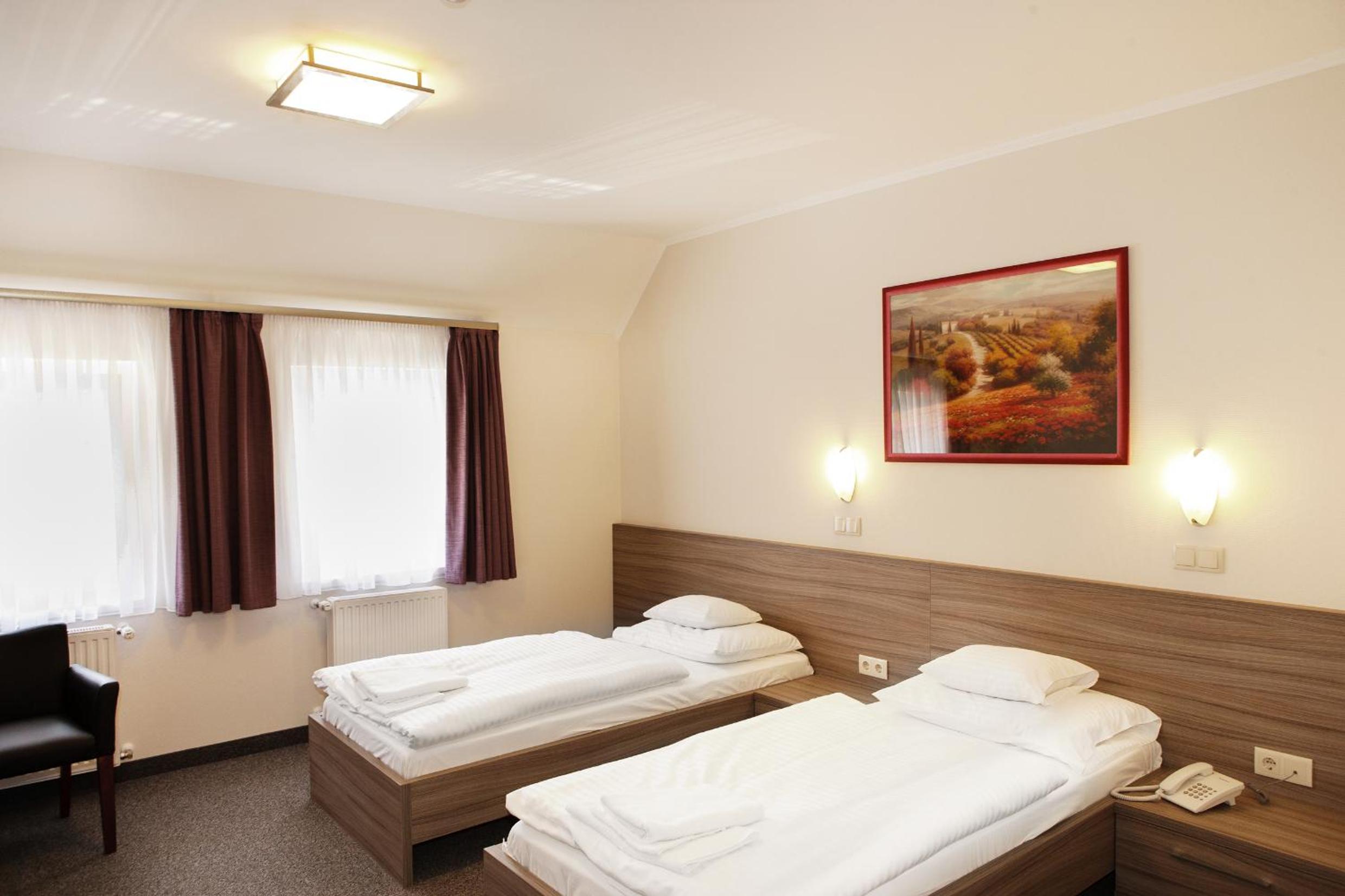 Standard Twin Room photo 1