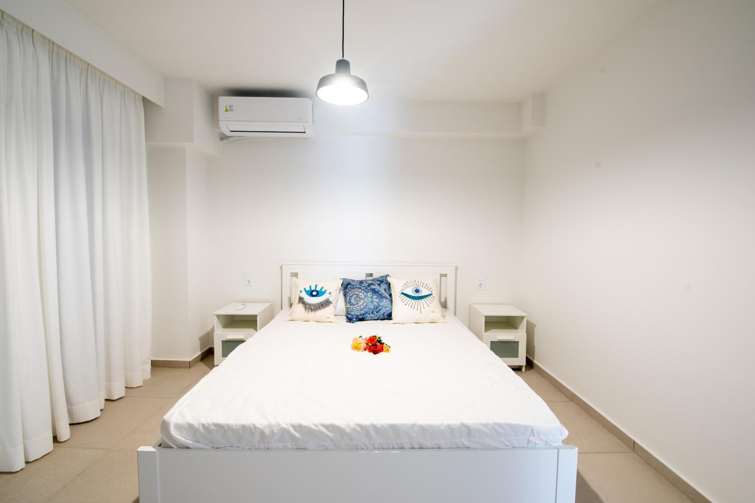Two-Bedroom Apartment photo 2