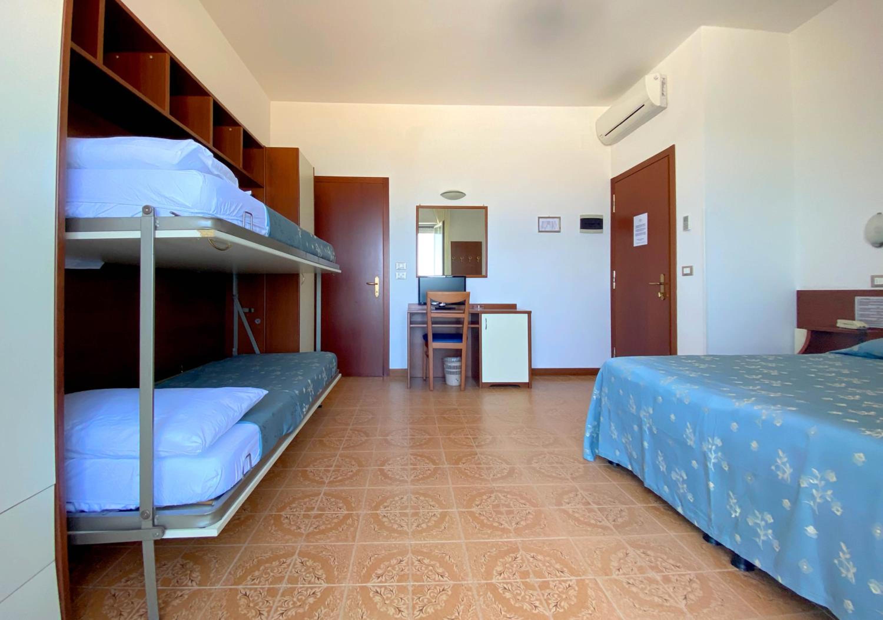 Quadruple Room photo 1