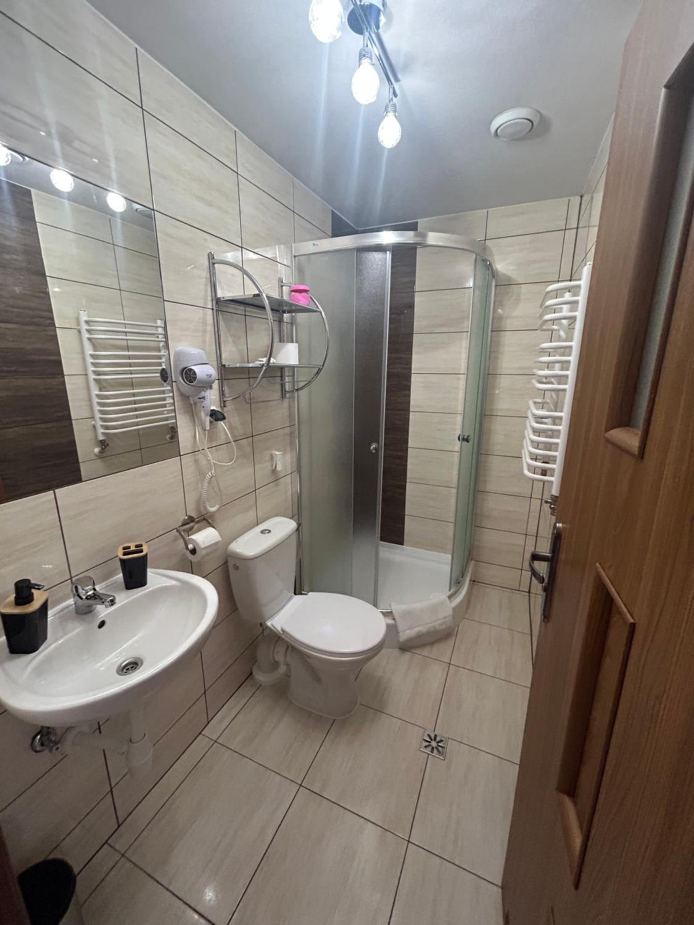 Studio Apartment - Photo 4