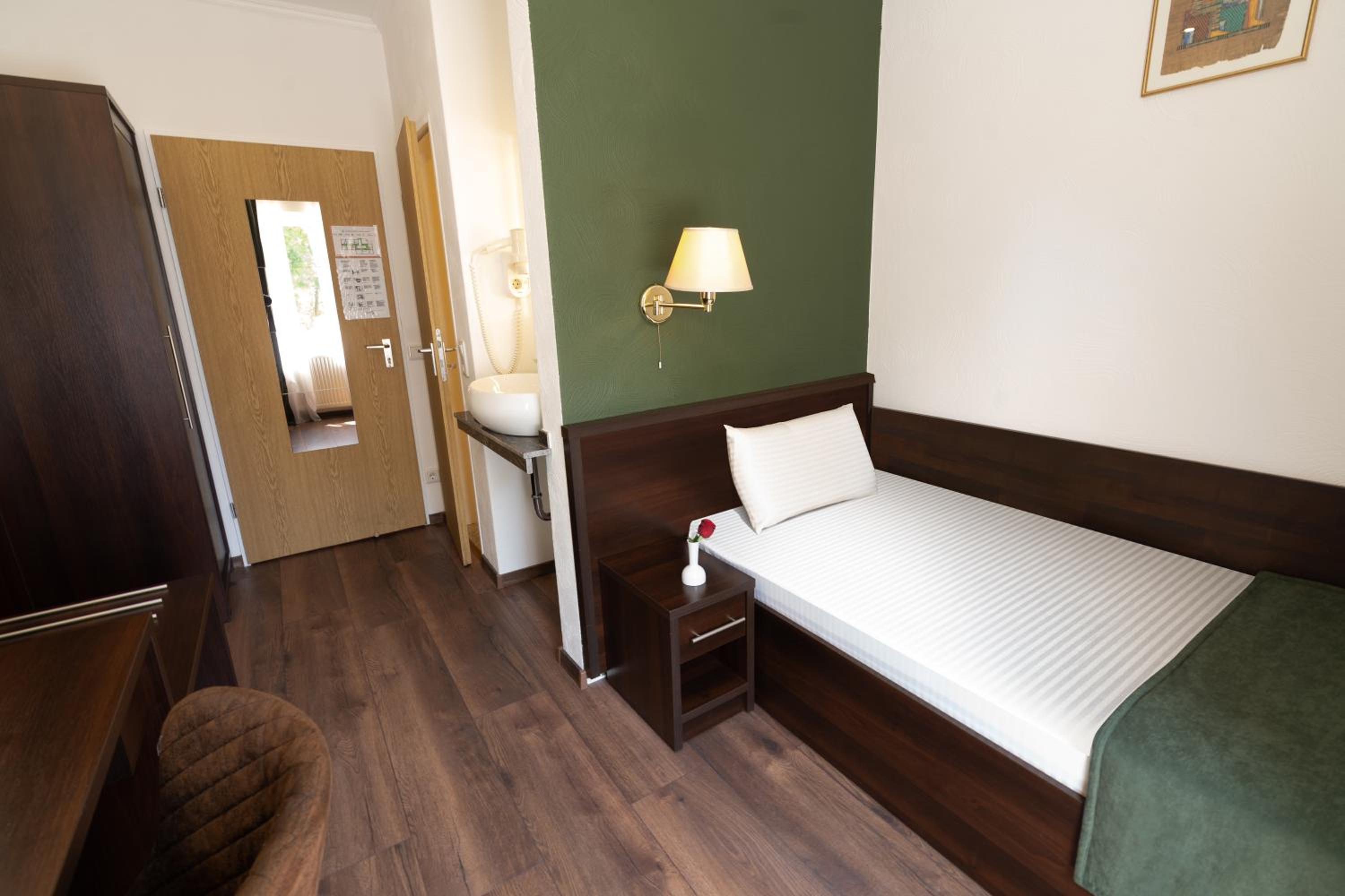 Single Room