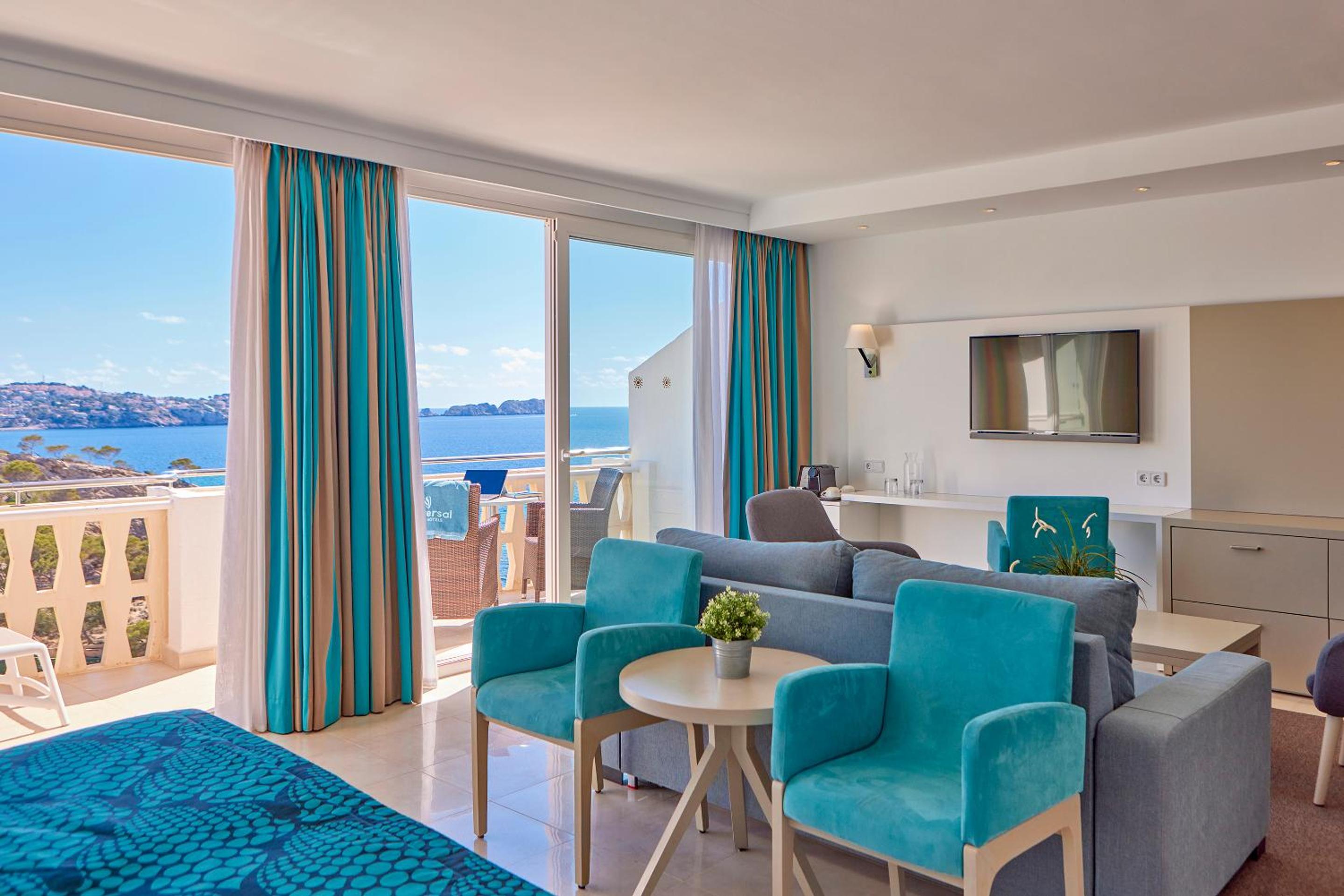 Junior Suite with Sea View thumbnail 6