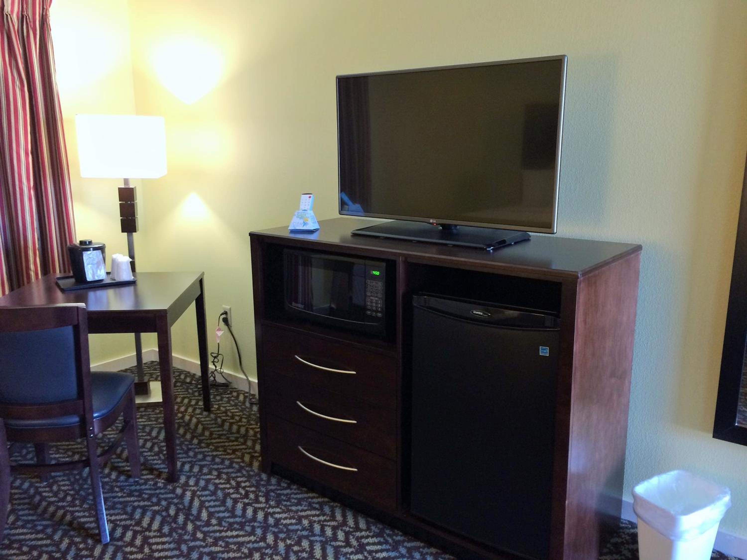 King Room with Balcony photo 3