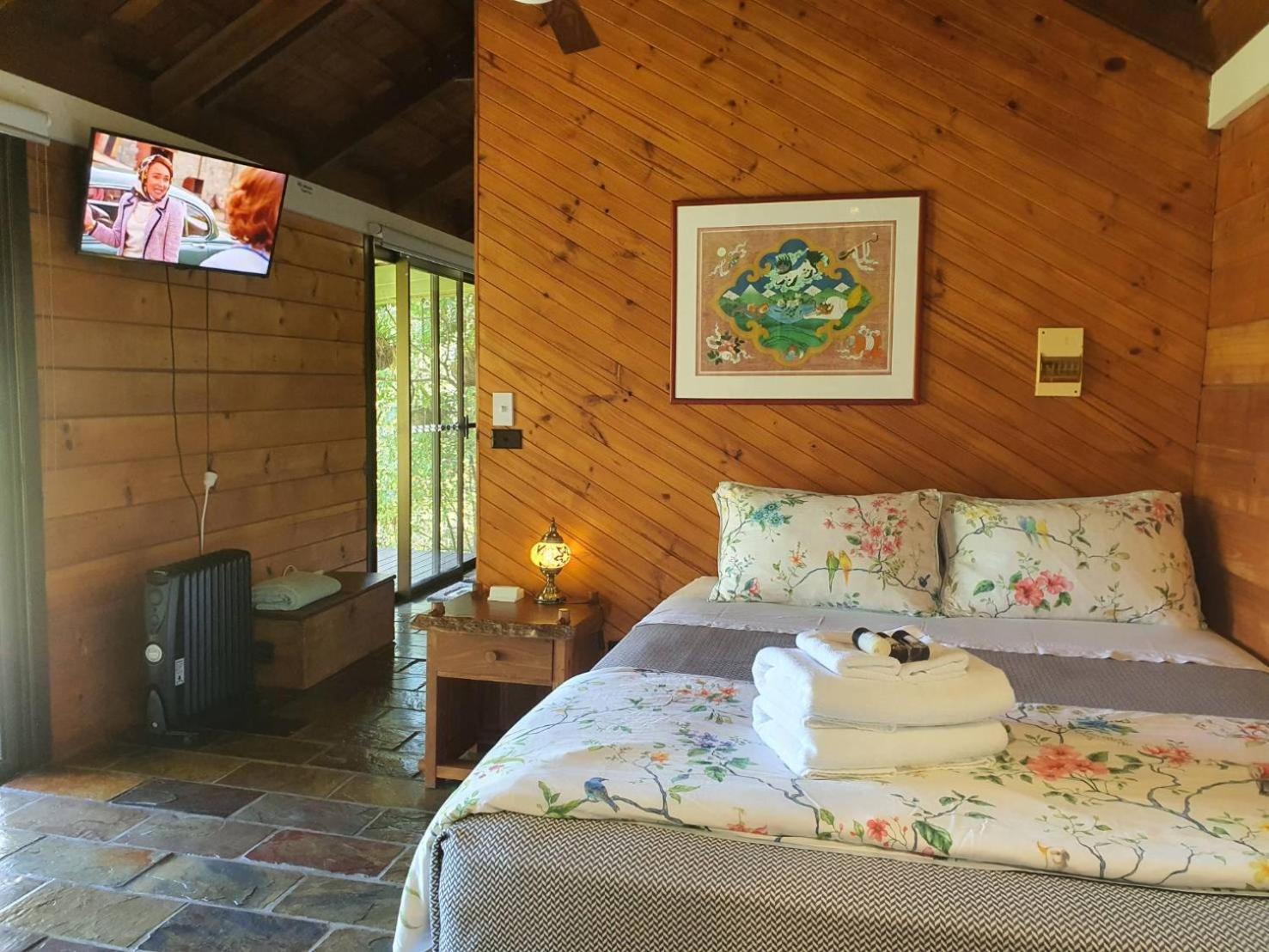 Deluxe Bungalow with Garden View - Photo 1