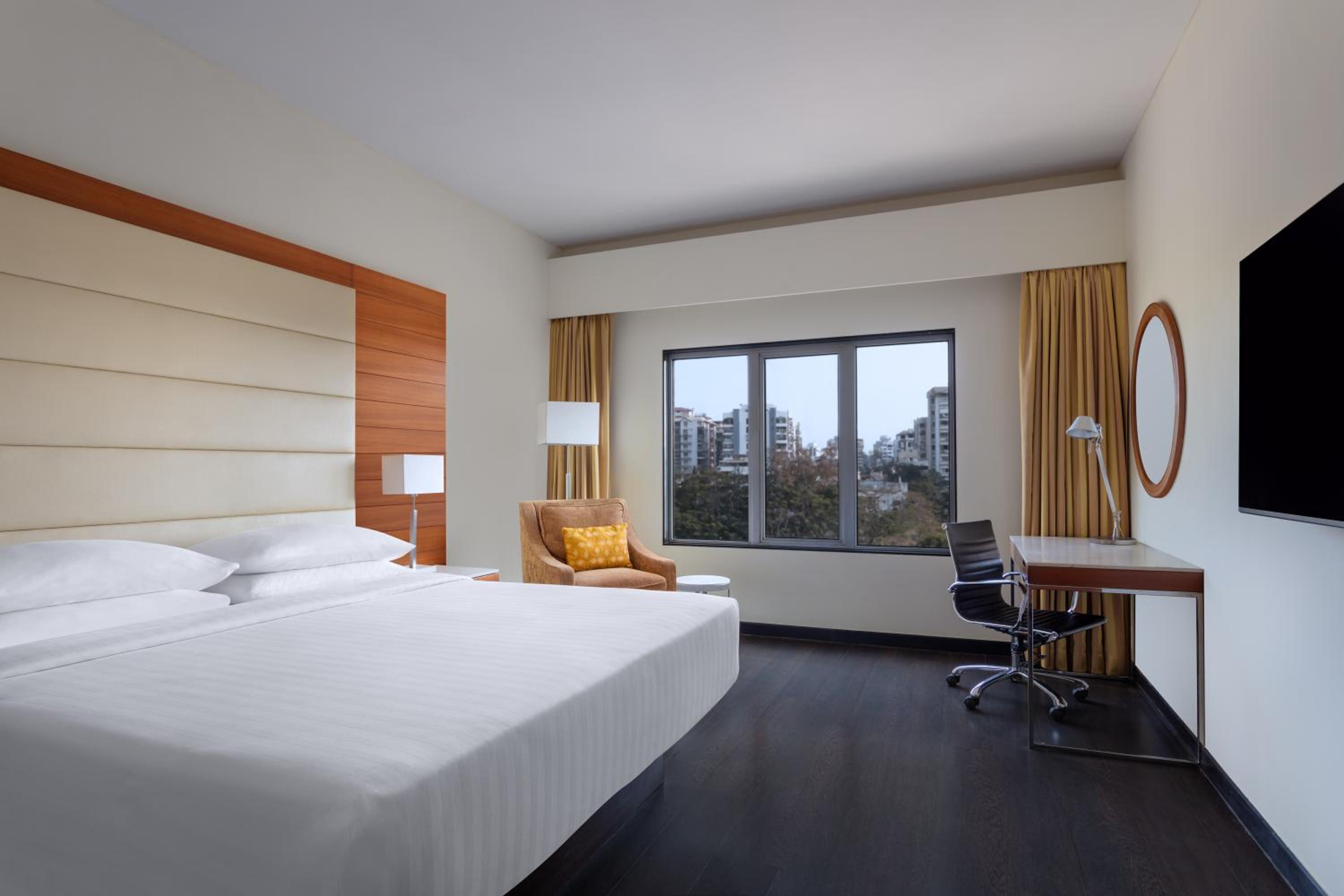 Deluxe Guest room, 2 Queen, City view - 10% Discount on F&B and Laundry till 15th September 2026 photo 1