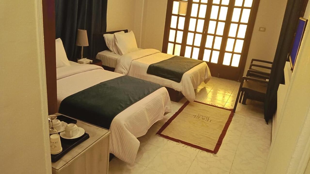 Twin Room with Sea View photo 3