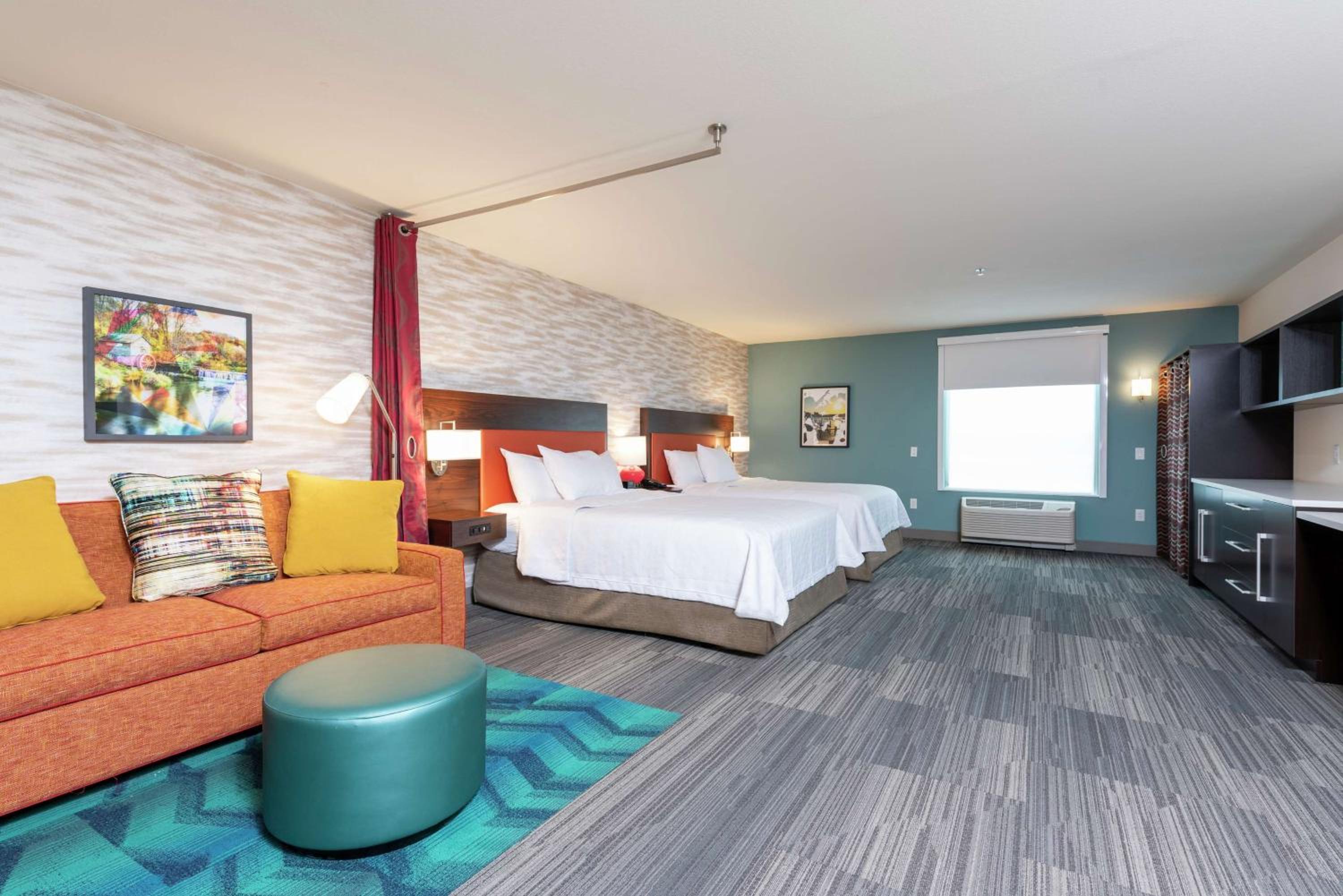 Queen Studio with Two Queen Beds - Mobility Access/Non-Smoking - Photo 2