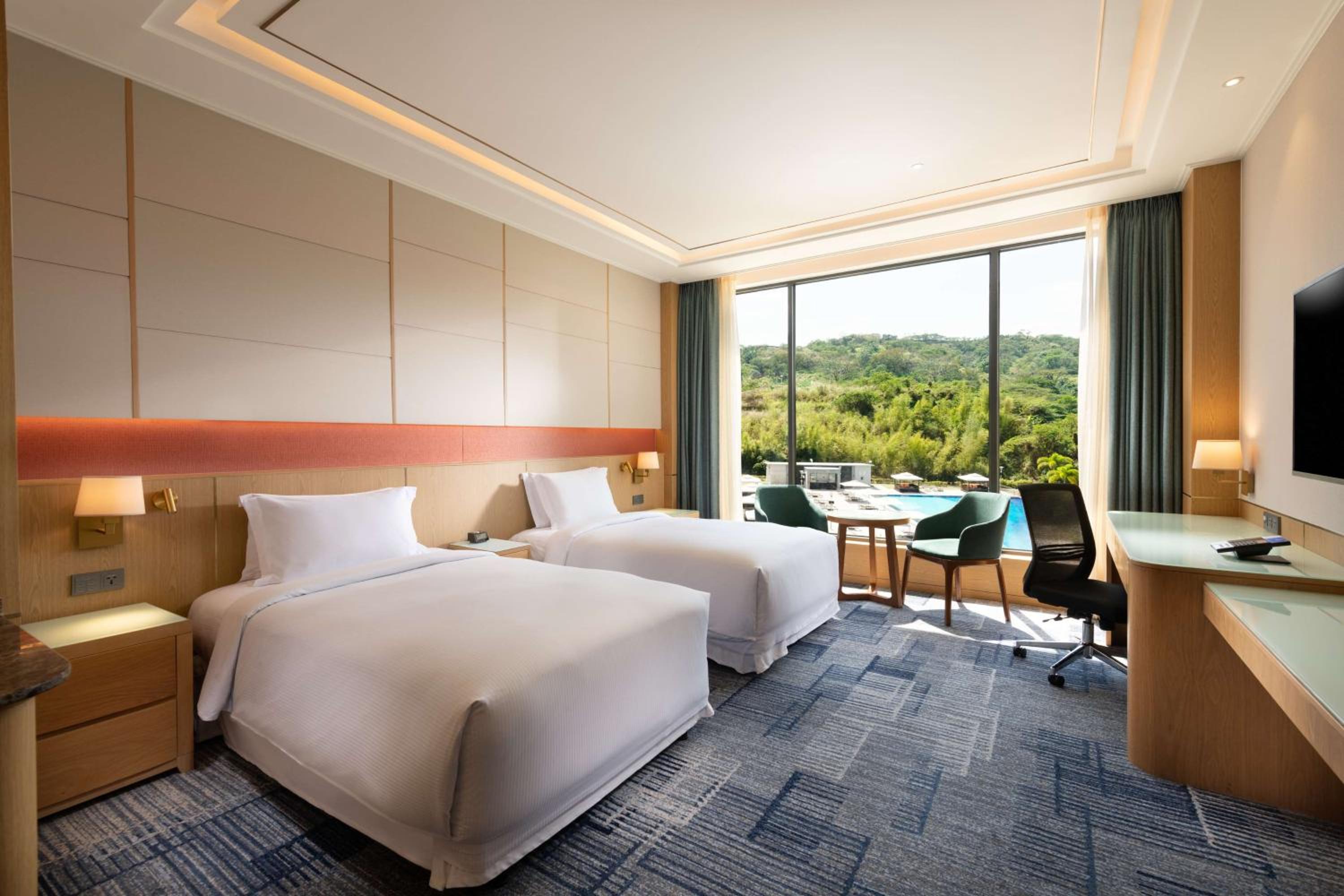 Twin Room with Pool View - Photo 1