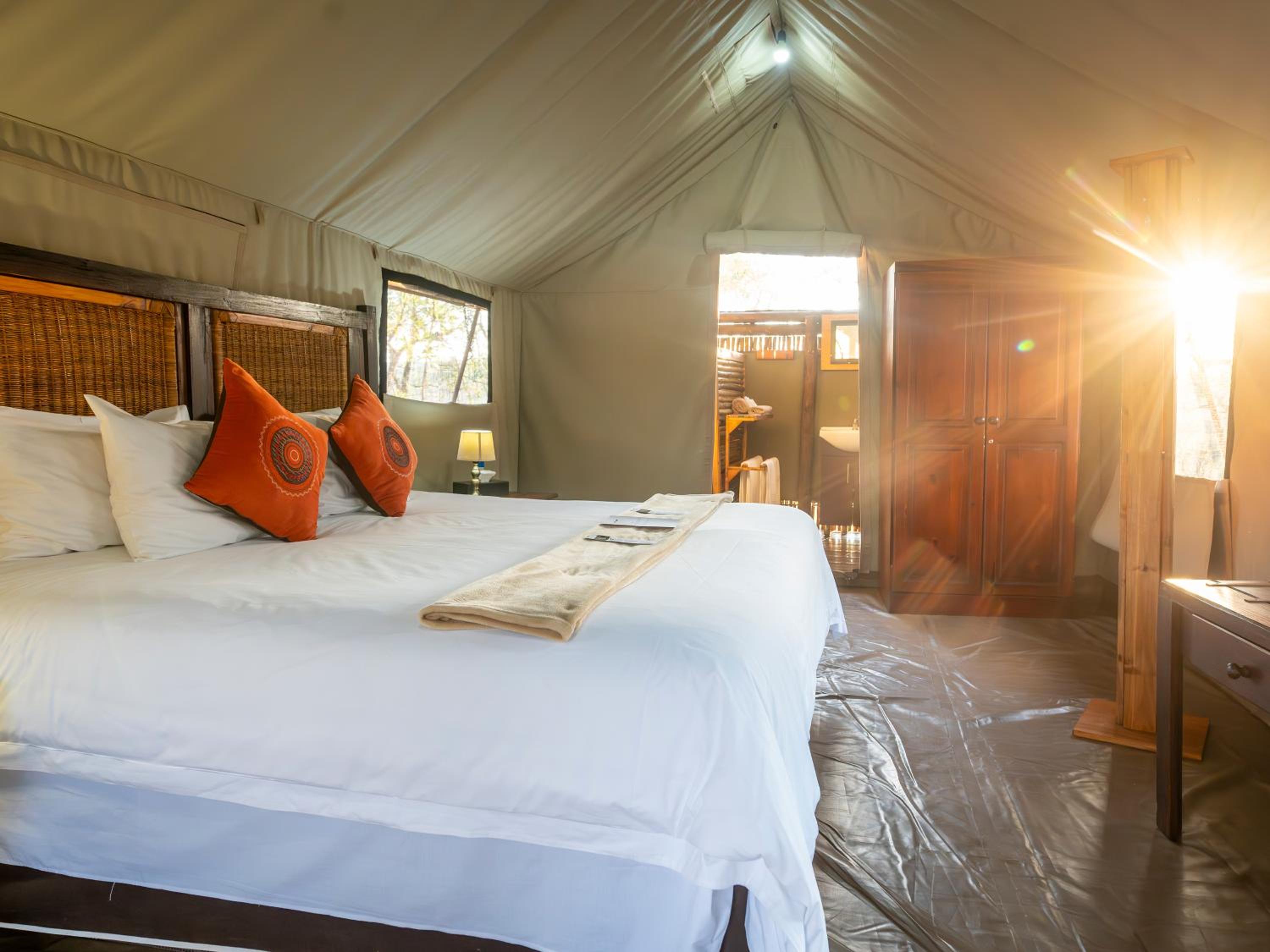 Luxury Safari Tent - Photo 2