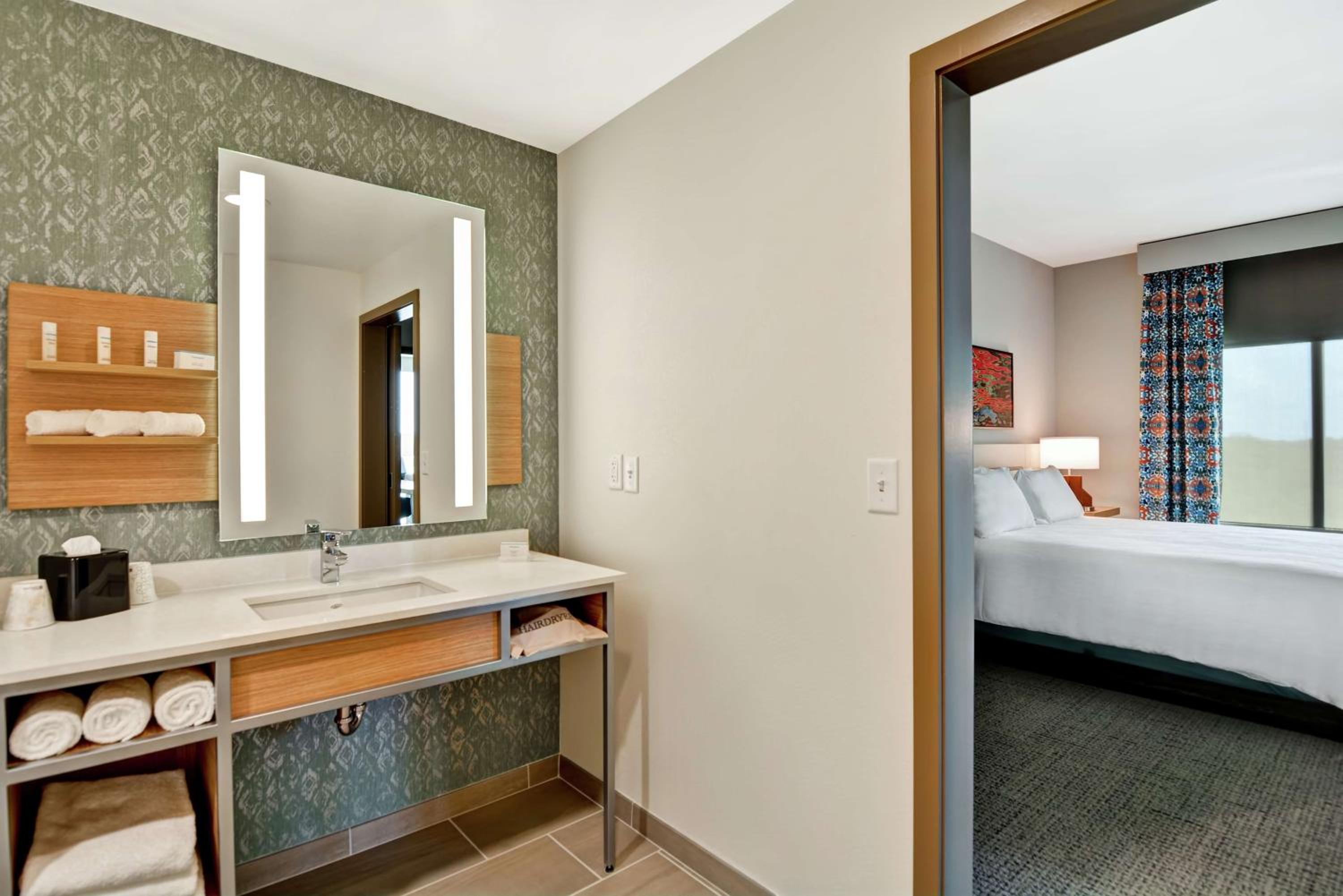 King Suite with Ocean View - Photo 1