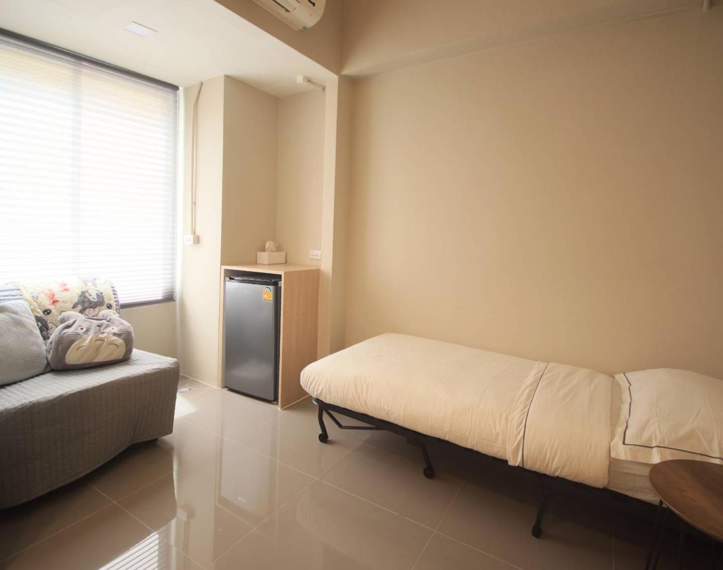 Budget Twin Room photo 2