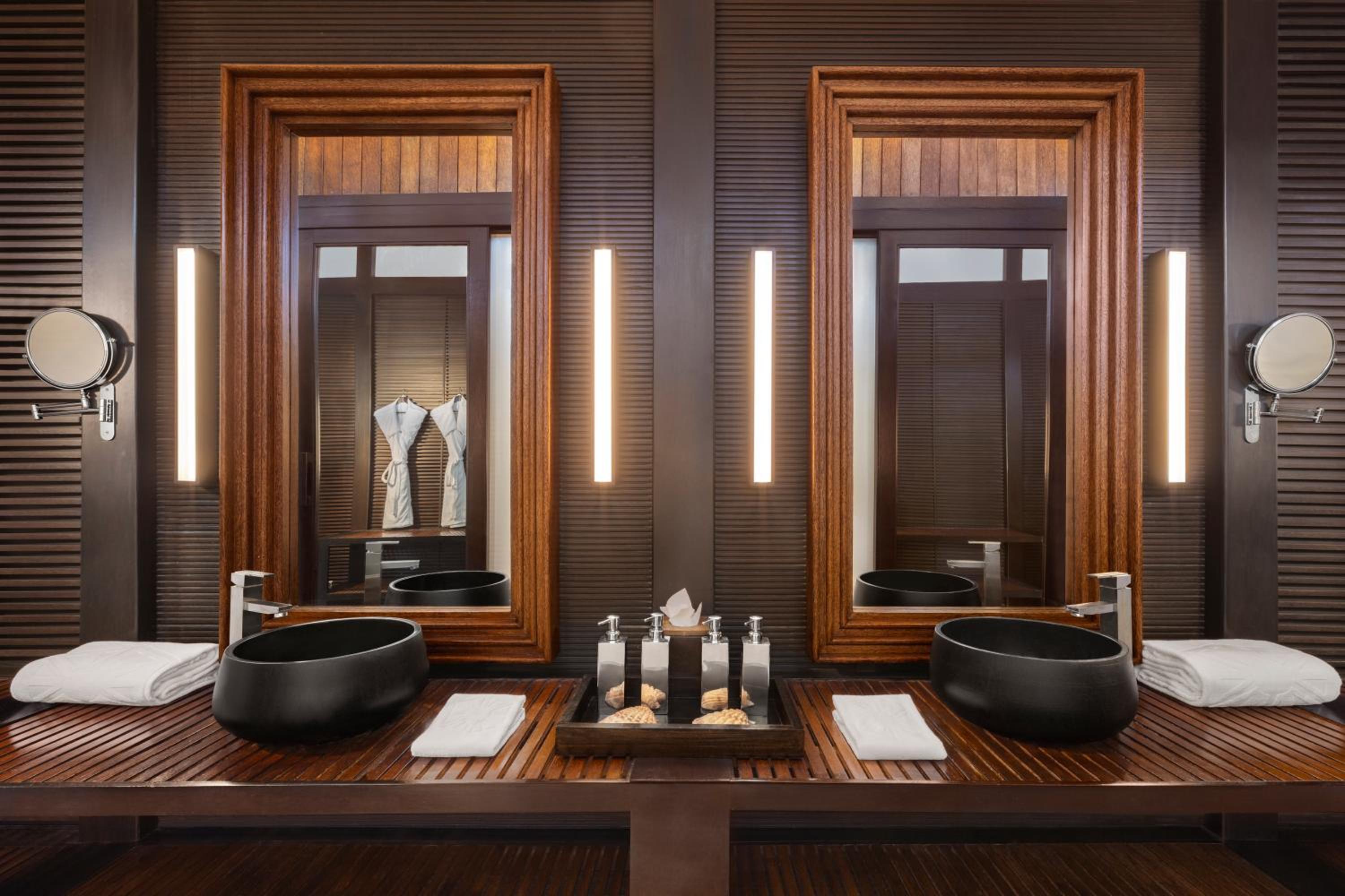 Deluxe Villa – Mangrove Facing – Inclusive Resort Activities: – Beachfront yoga session. – Aqua aerobics gym session. – Shell art activity – 10% Discount on SPA & Food & Soft Beverages & Laundry photo