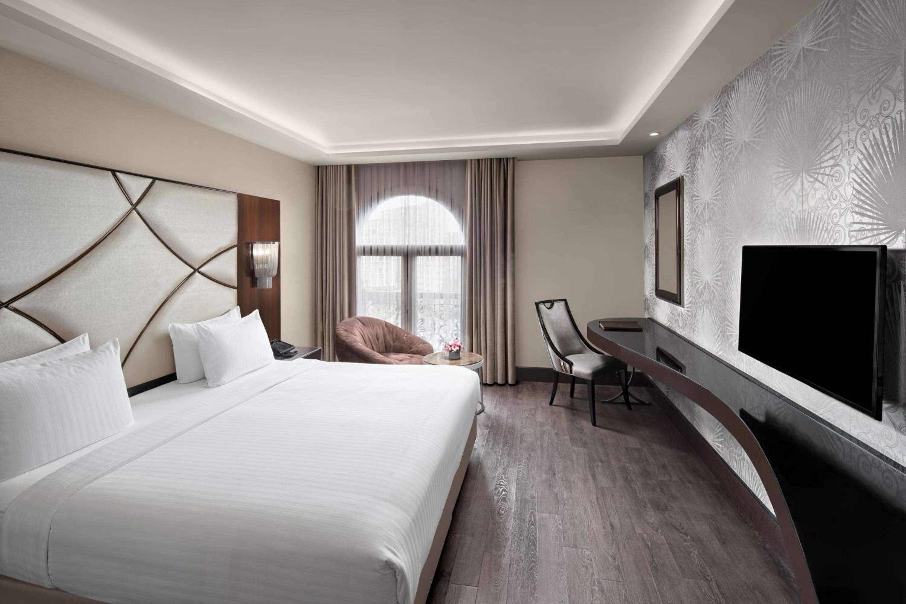 King Guest Room