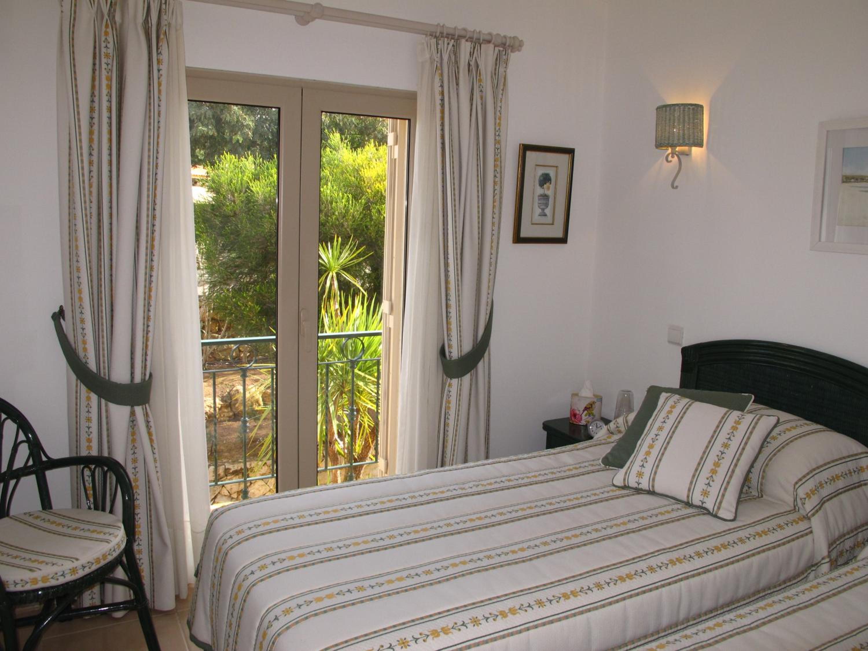 Two-Bedroom Apartment - 161g