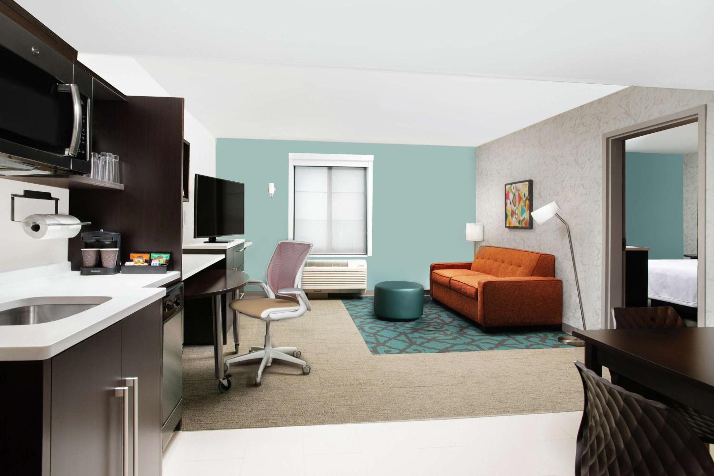 King Studio Suite - Non-Smoking - Photo 7