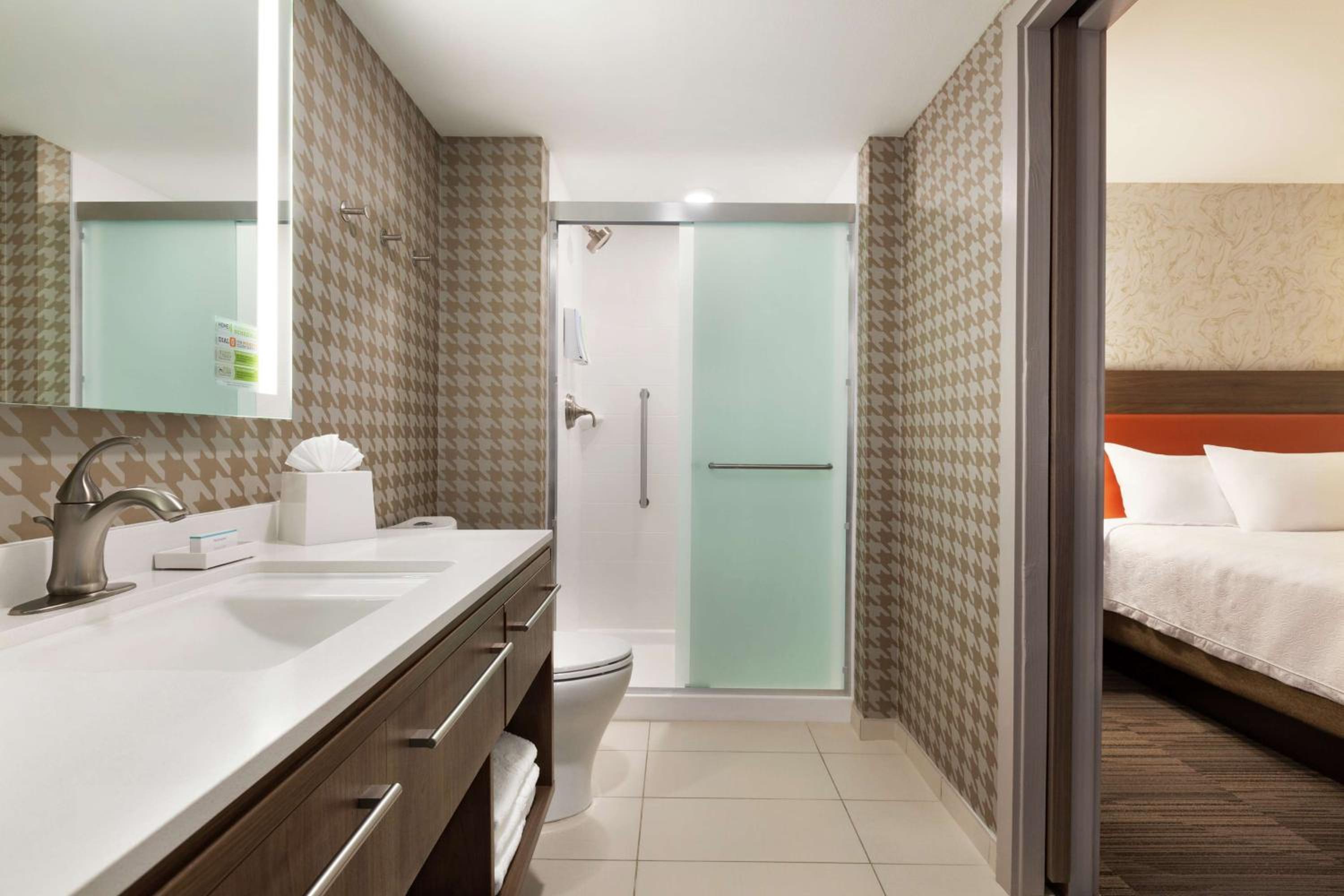 Available room