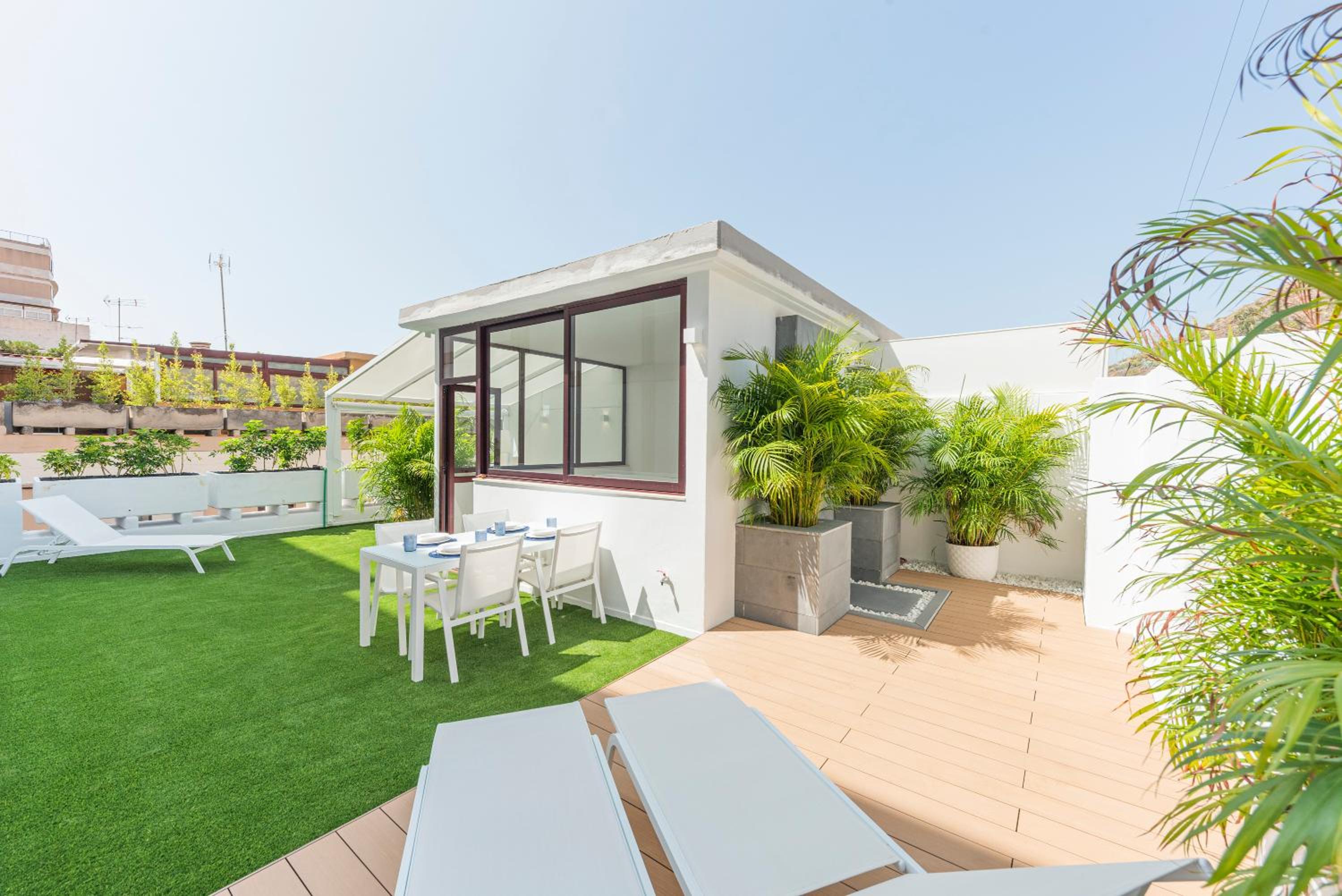 Apartment with Terrace photo 3