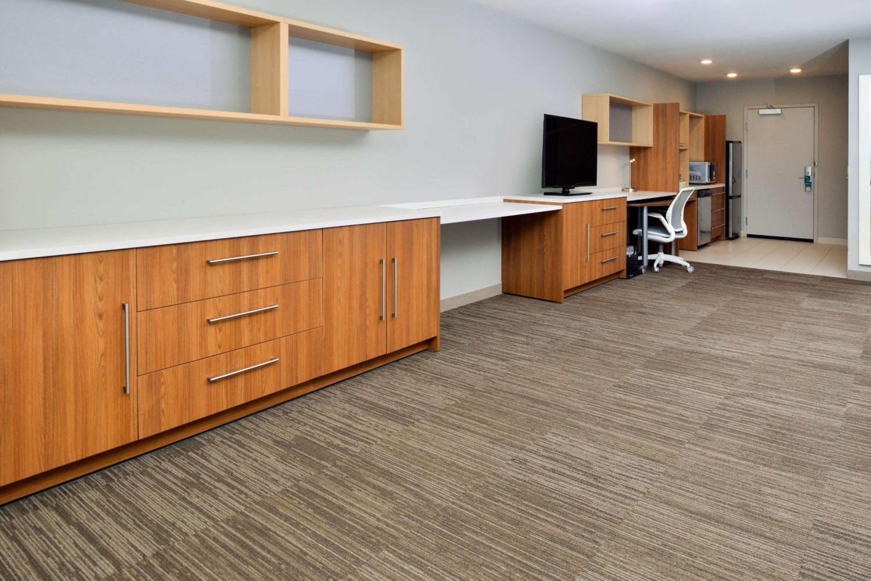 King Studio Suite - Hearing Access/Non-Smoking - Photo 5