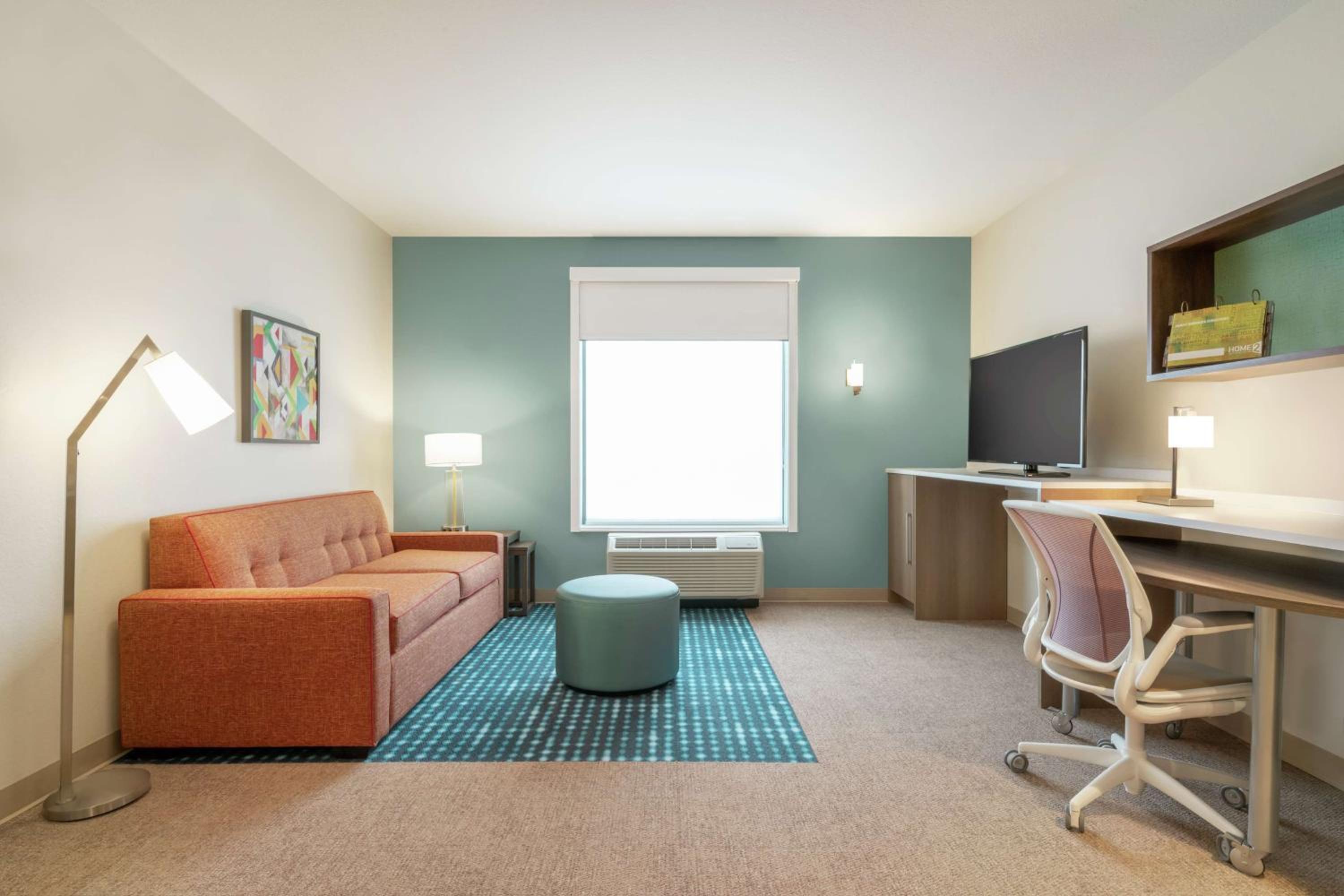One-Bedroom King Suite - Non-Smoking - Photo 5
