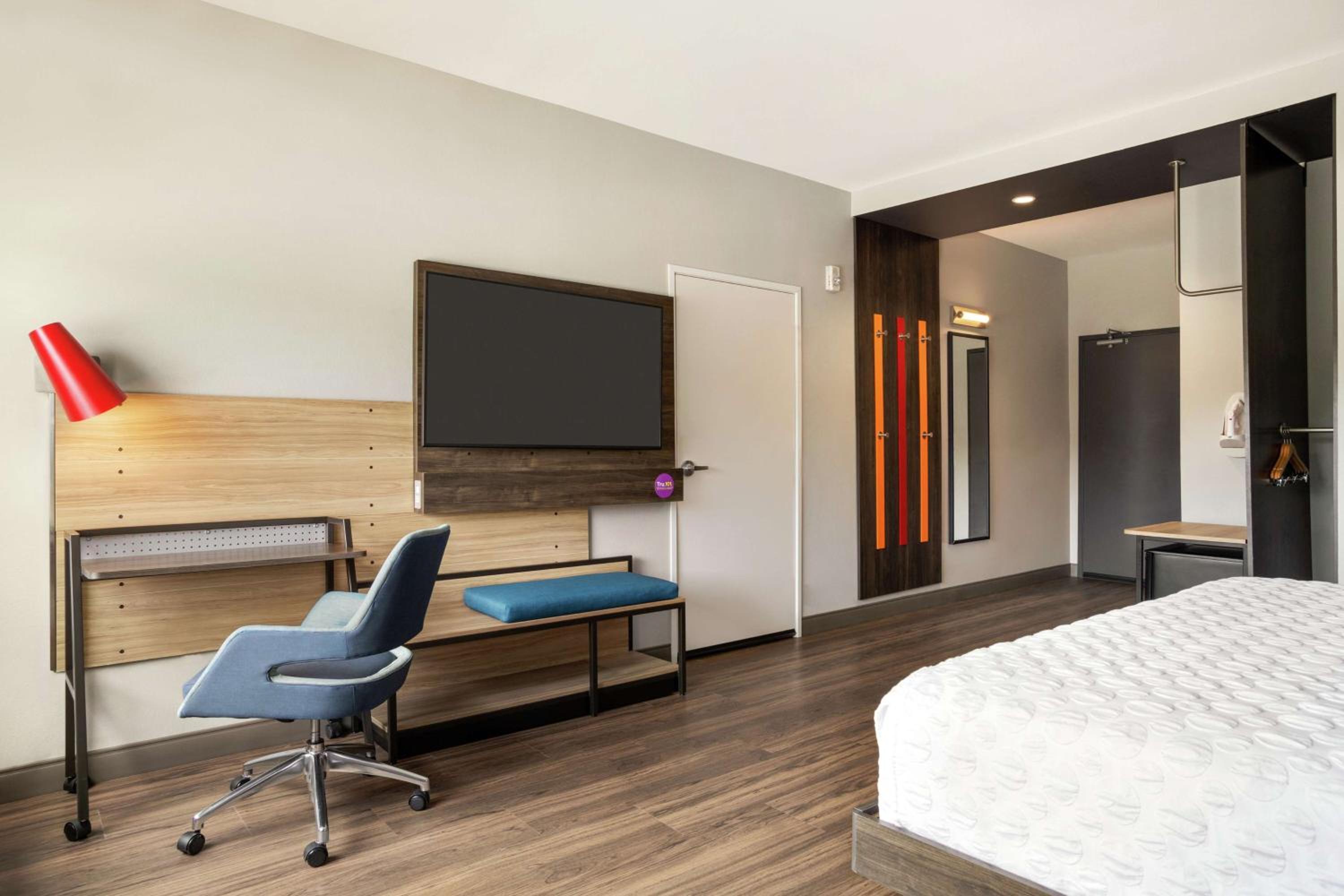 King Room - Hearing Access - Photo 2