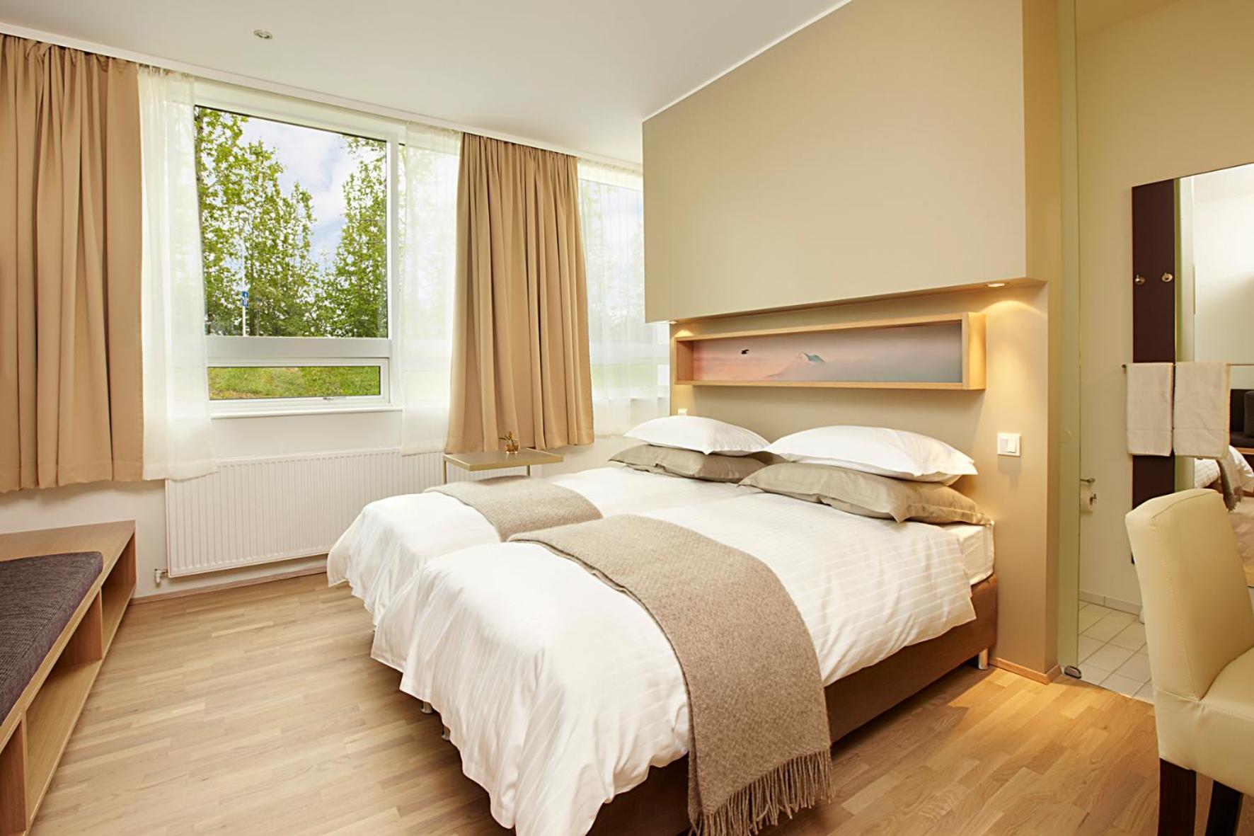 Twin Room - Photo 2
