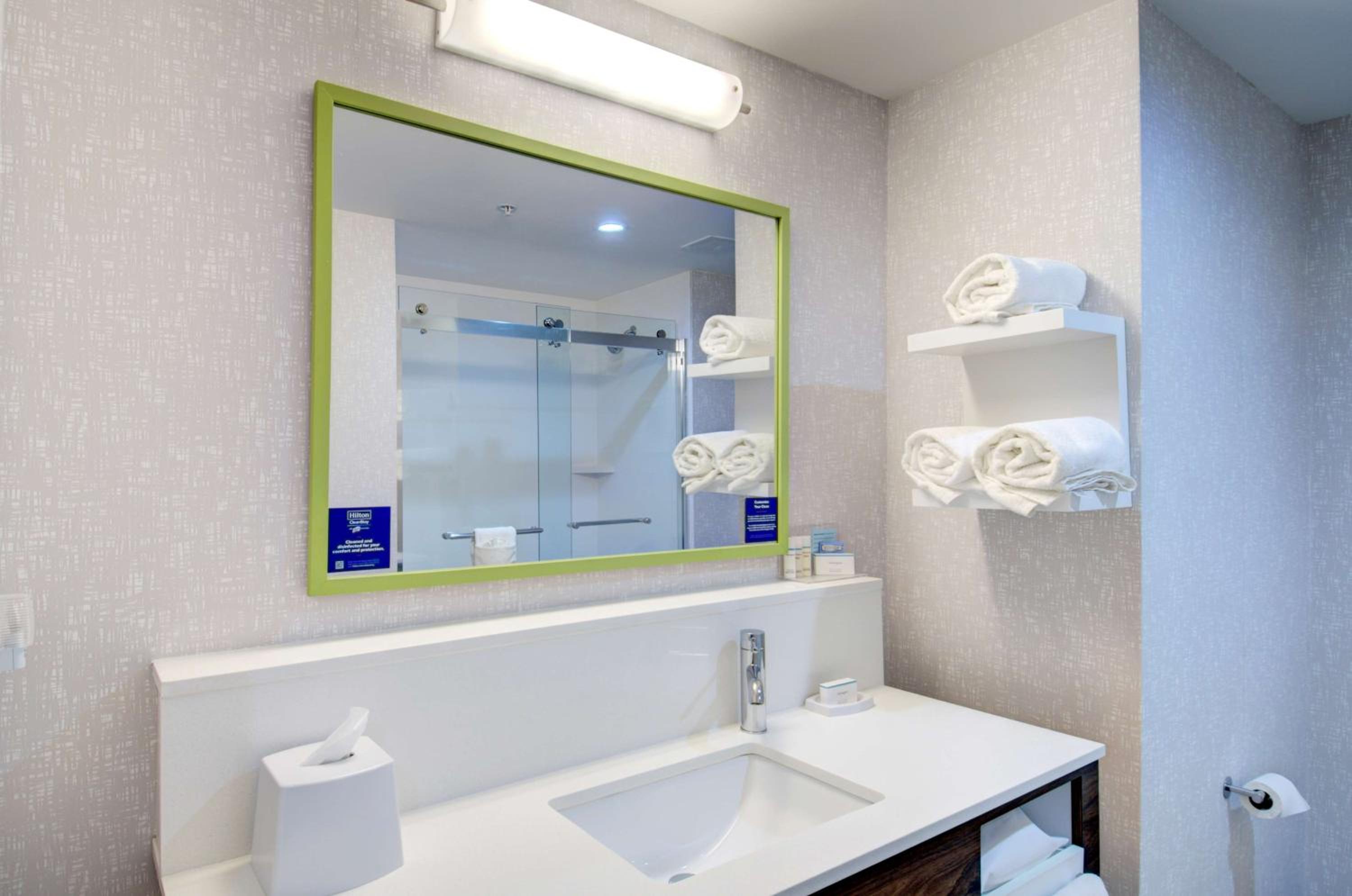 King Studio Suite - Non Smoking - Photo 10