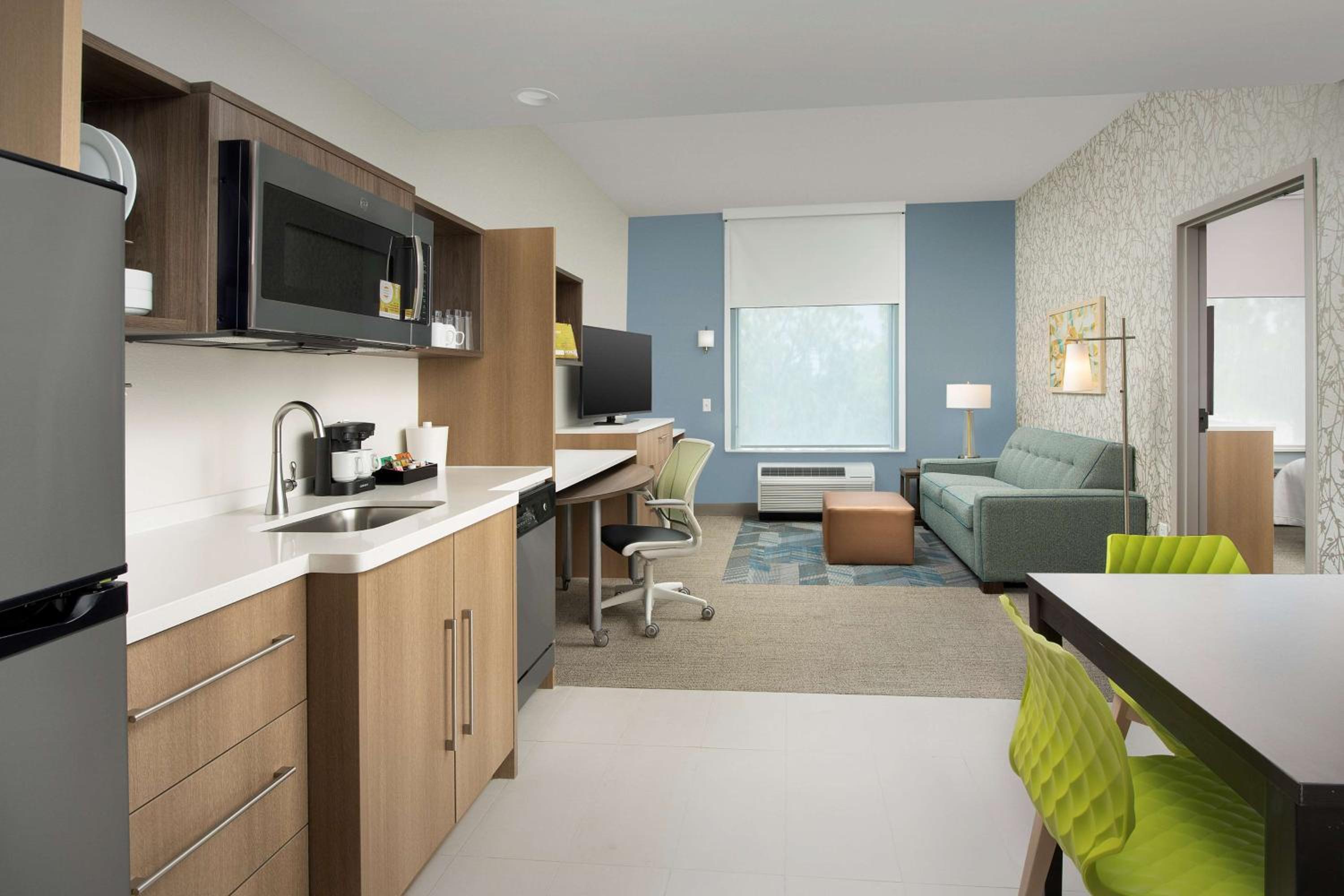 One-Bedroom King Suite - Non-Smoking - Photo 5