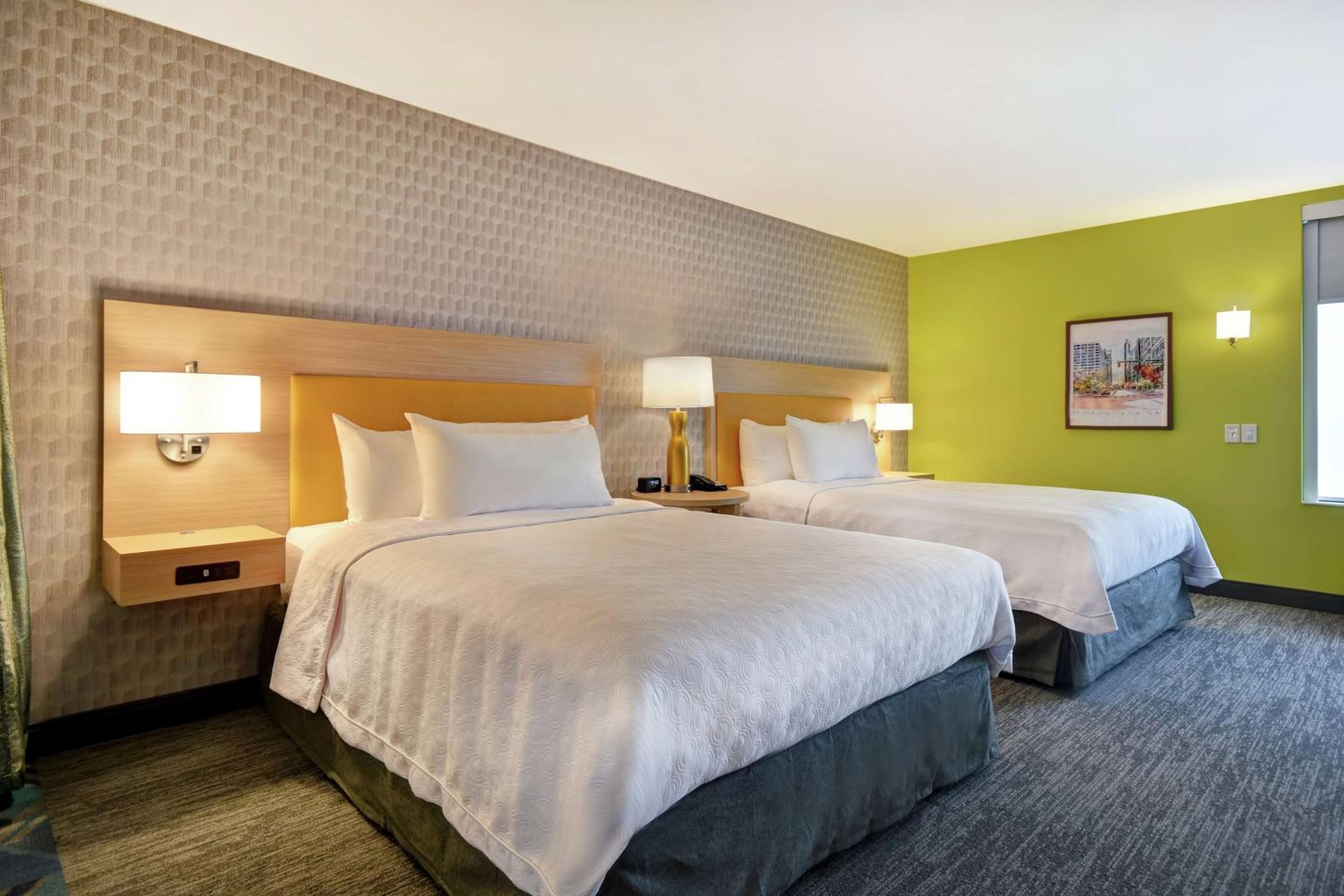 Queen Studio with Two Queen Beds - Mobility and Hearing Access/Non-Smoking - Photo 1