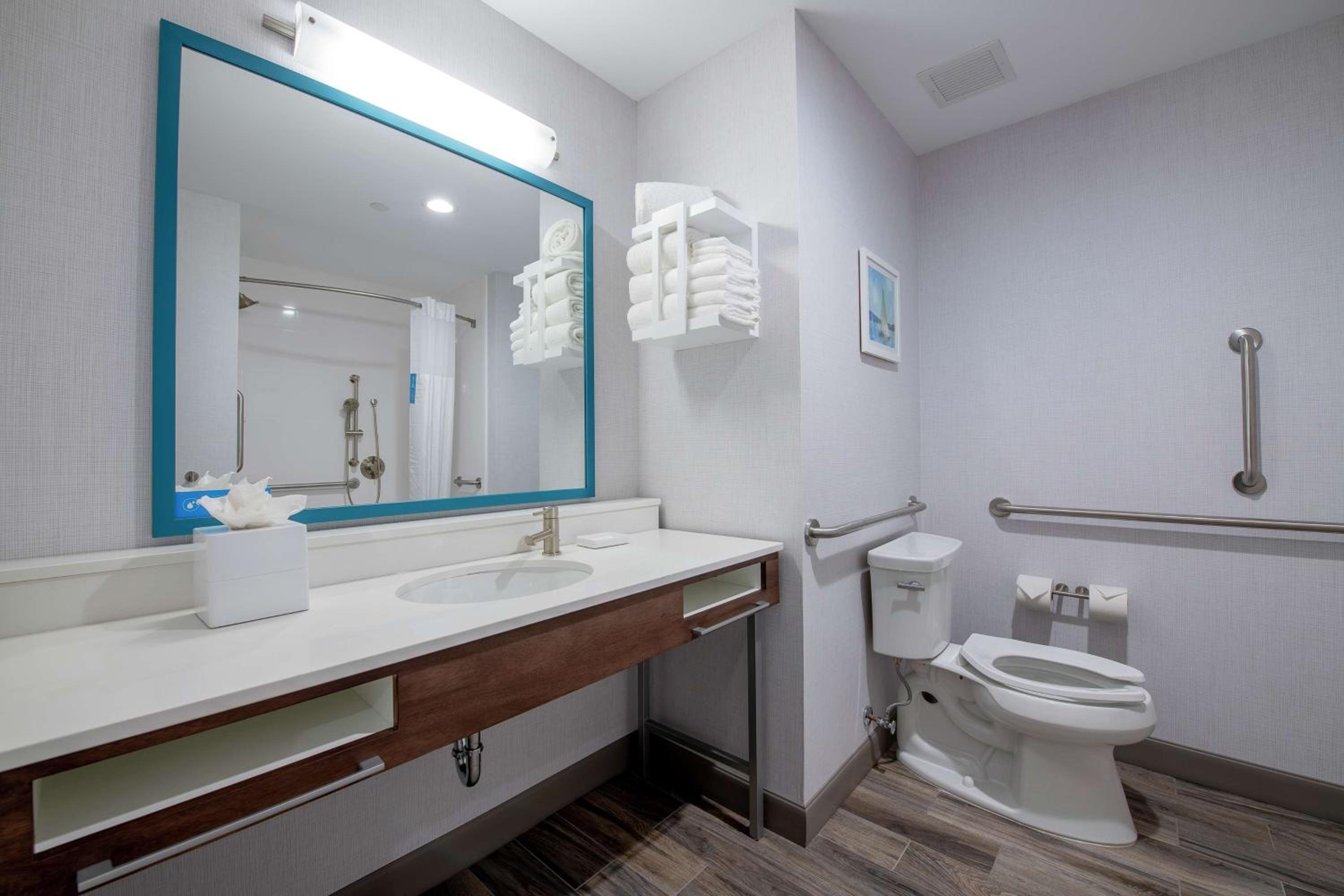 Queen Room with Two Queen Beds - Mobility and Hearing Access - Photo 2