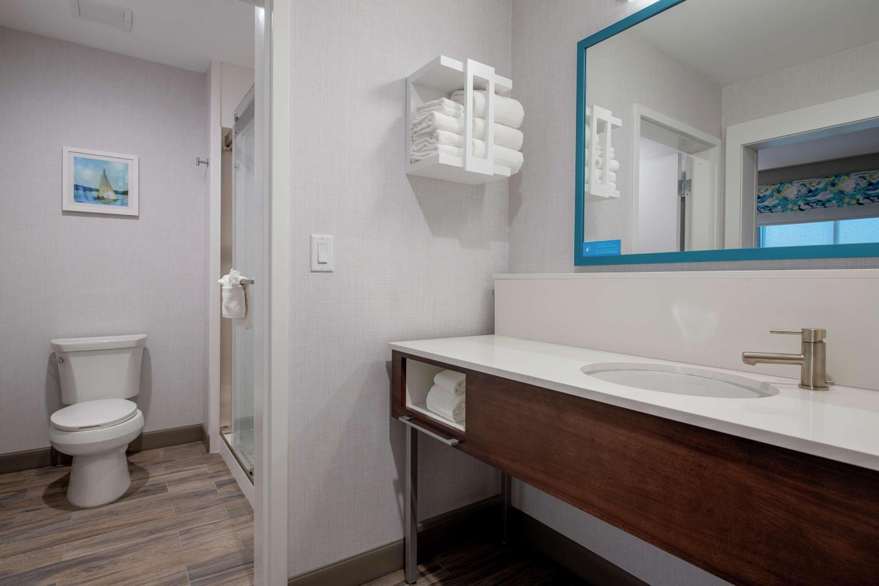 King Studio Suite - Hearing Access/Non-Smoking - Photo 3