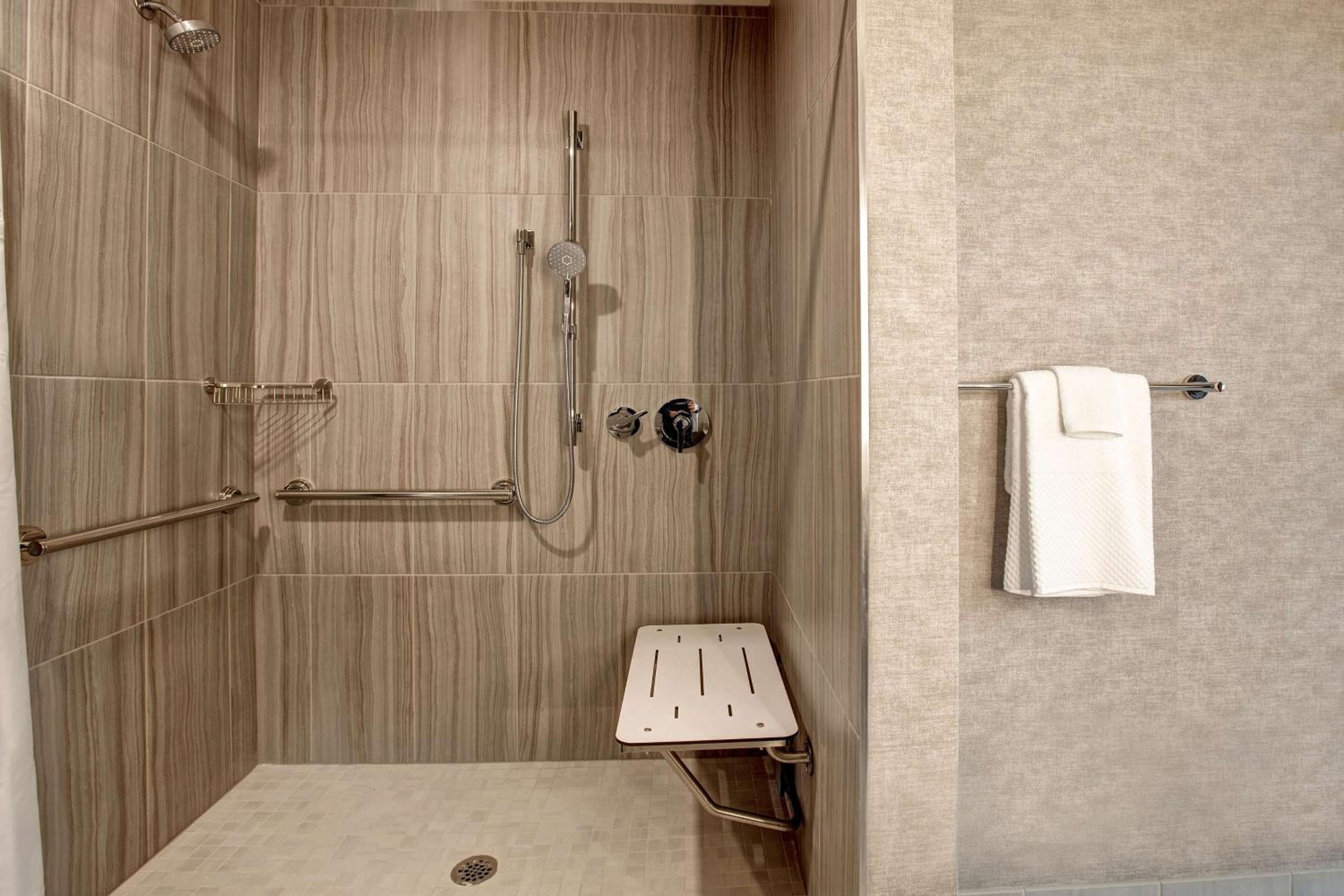 King Studio Suite with Roll-In Shower - Hearing Access - Photo 2