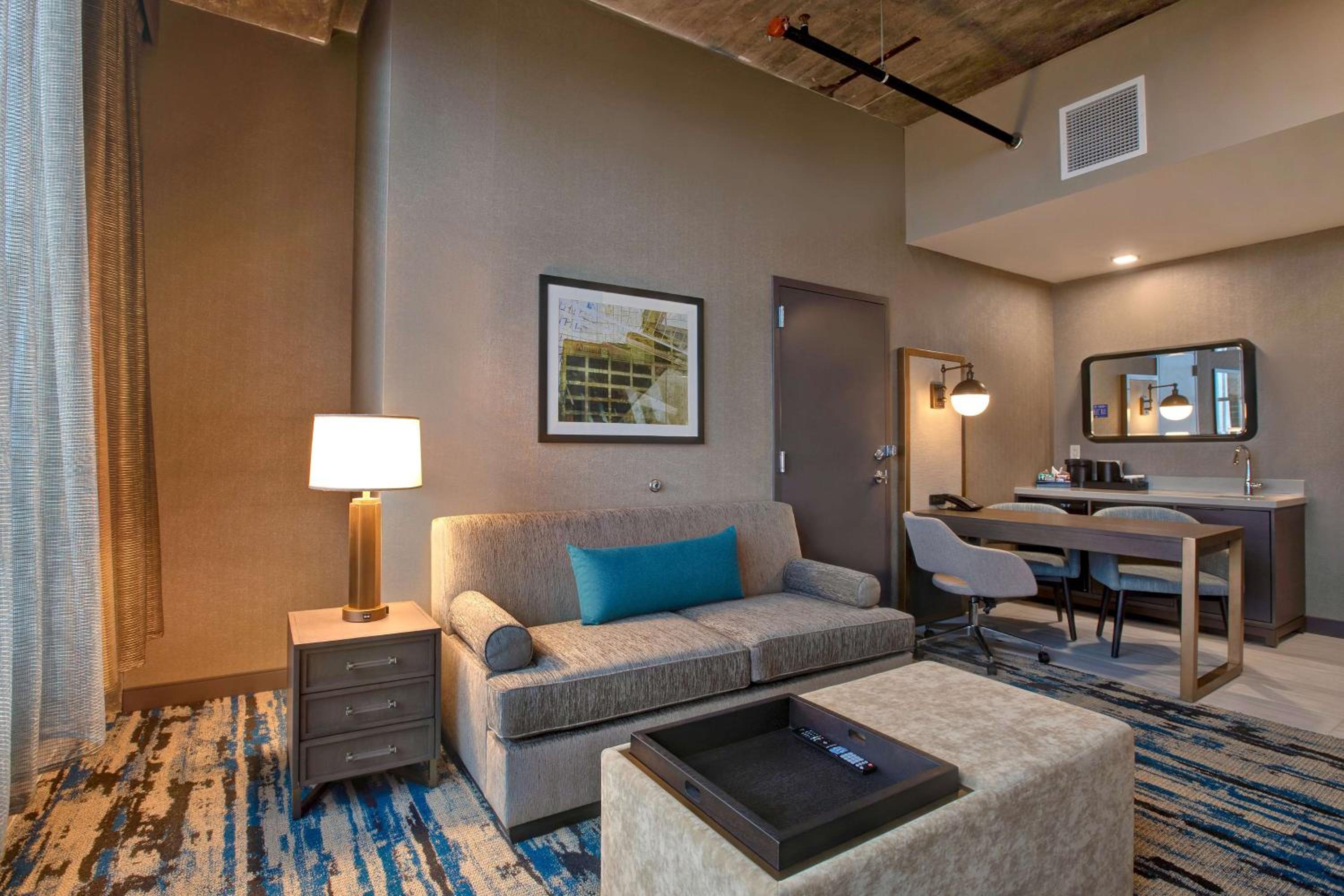 King Studio Suite - Photo 4