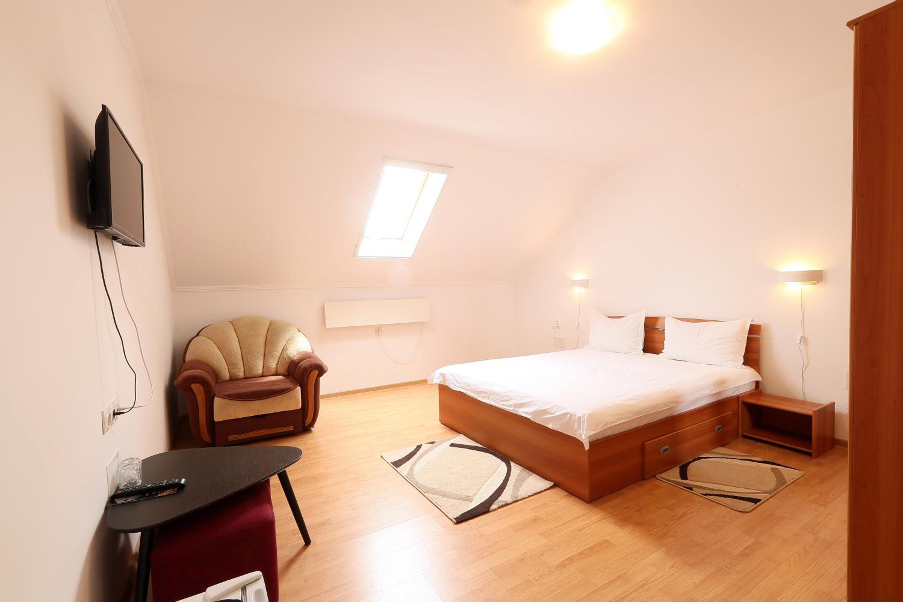 Double Room photo 3