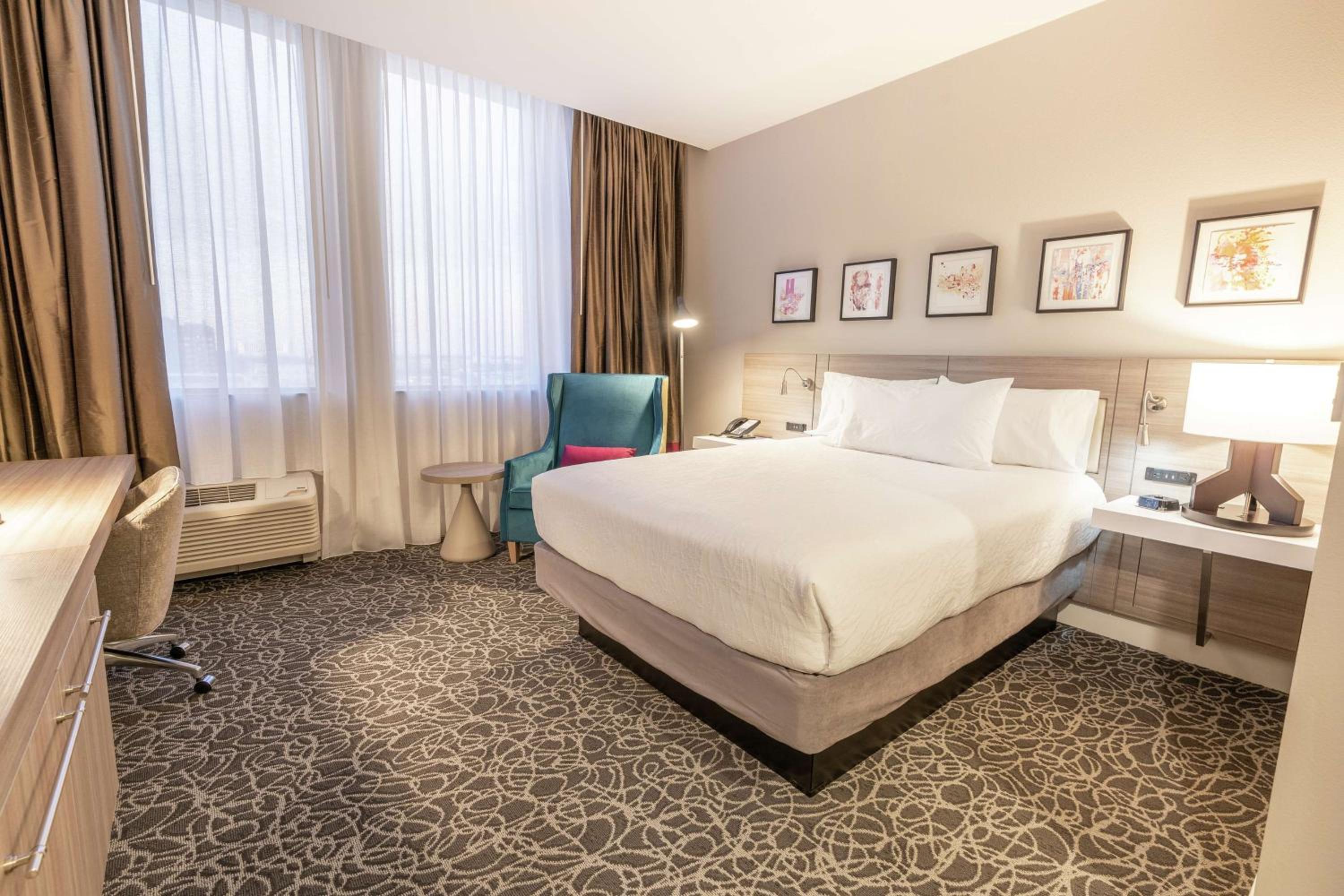 Queen Room - Photo 2
