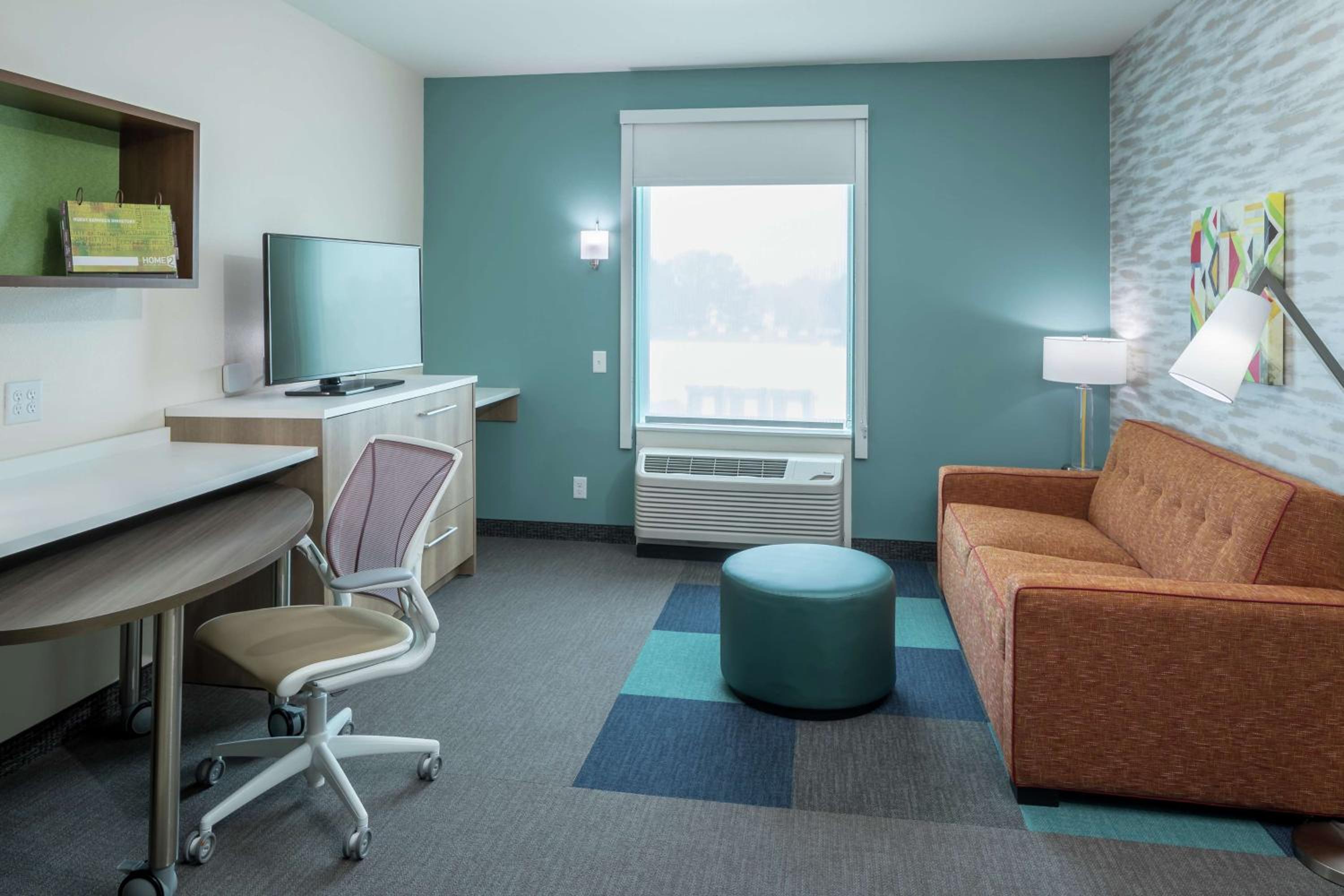 One-Bedroom King Suite - Non-Smoking - Photo 2
