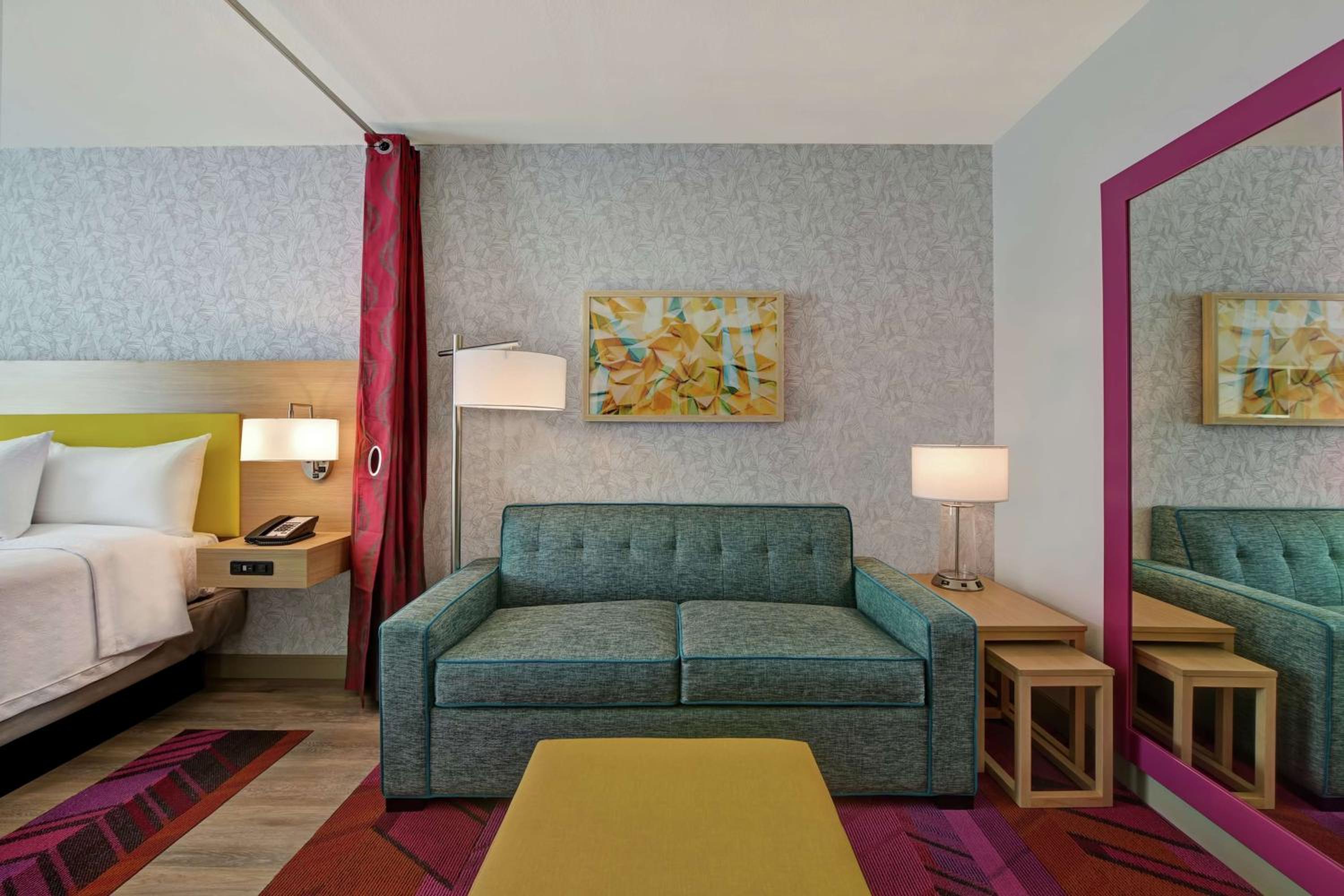 King Studio Suite - Non-Smoking - Photo 4