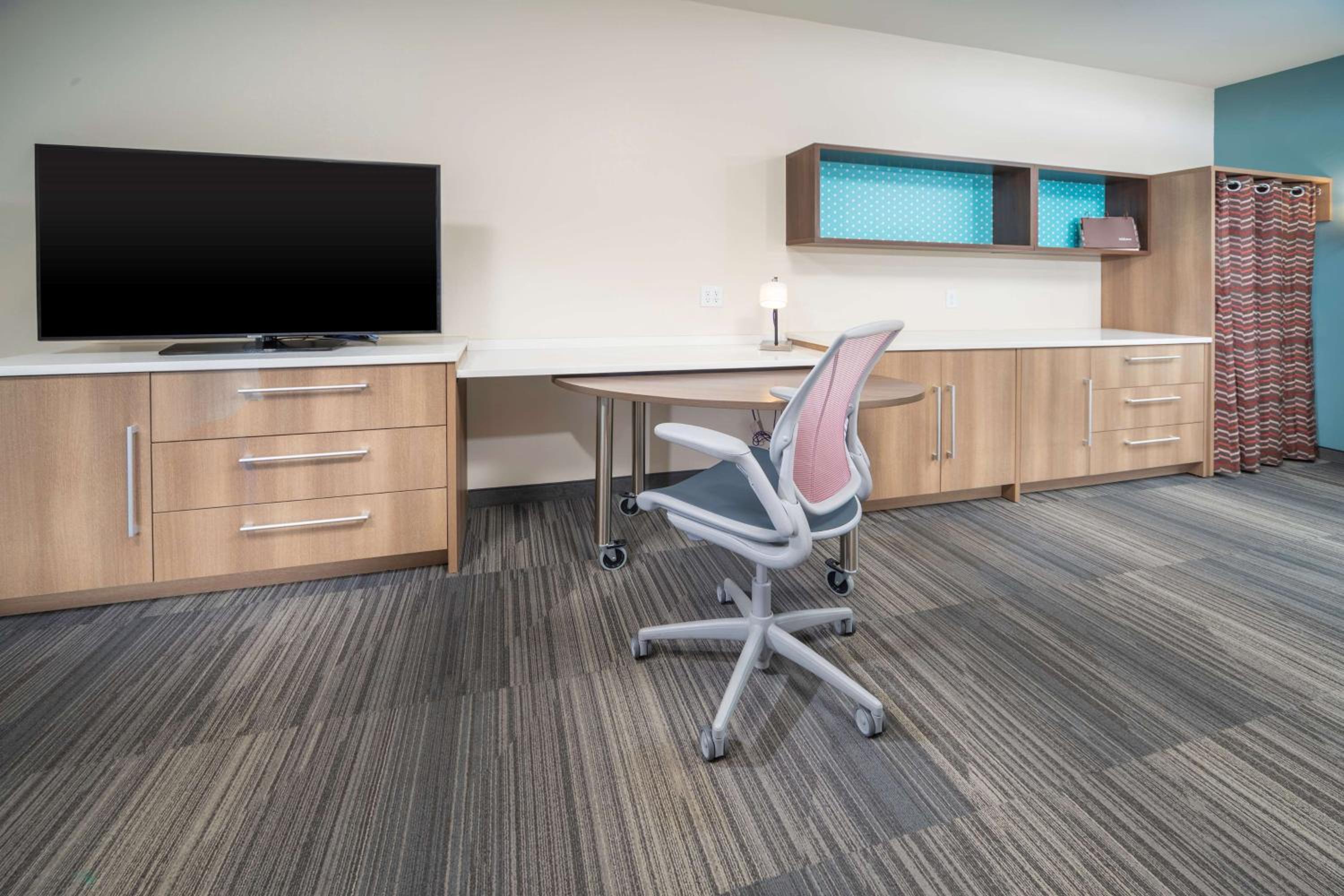 King Studio Suite - Mobility Access/Non-Smoking - Photo 3